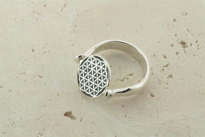 Makers-and-Providers-Enamelled-Silver-Swivel-Ring-MTE622-CottonWool (1).jpg