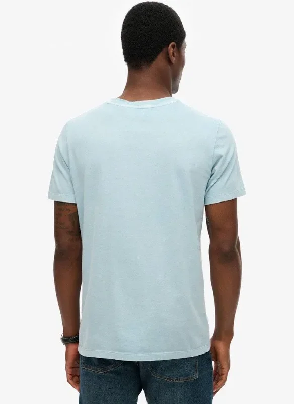 Superdry-Classic-Essential-Pocket-Tee-CottonWool (2).webp