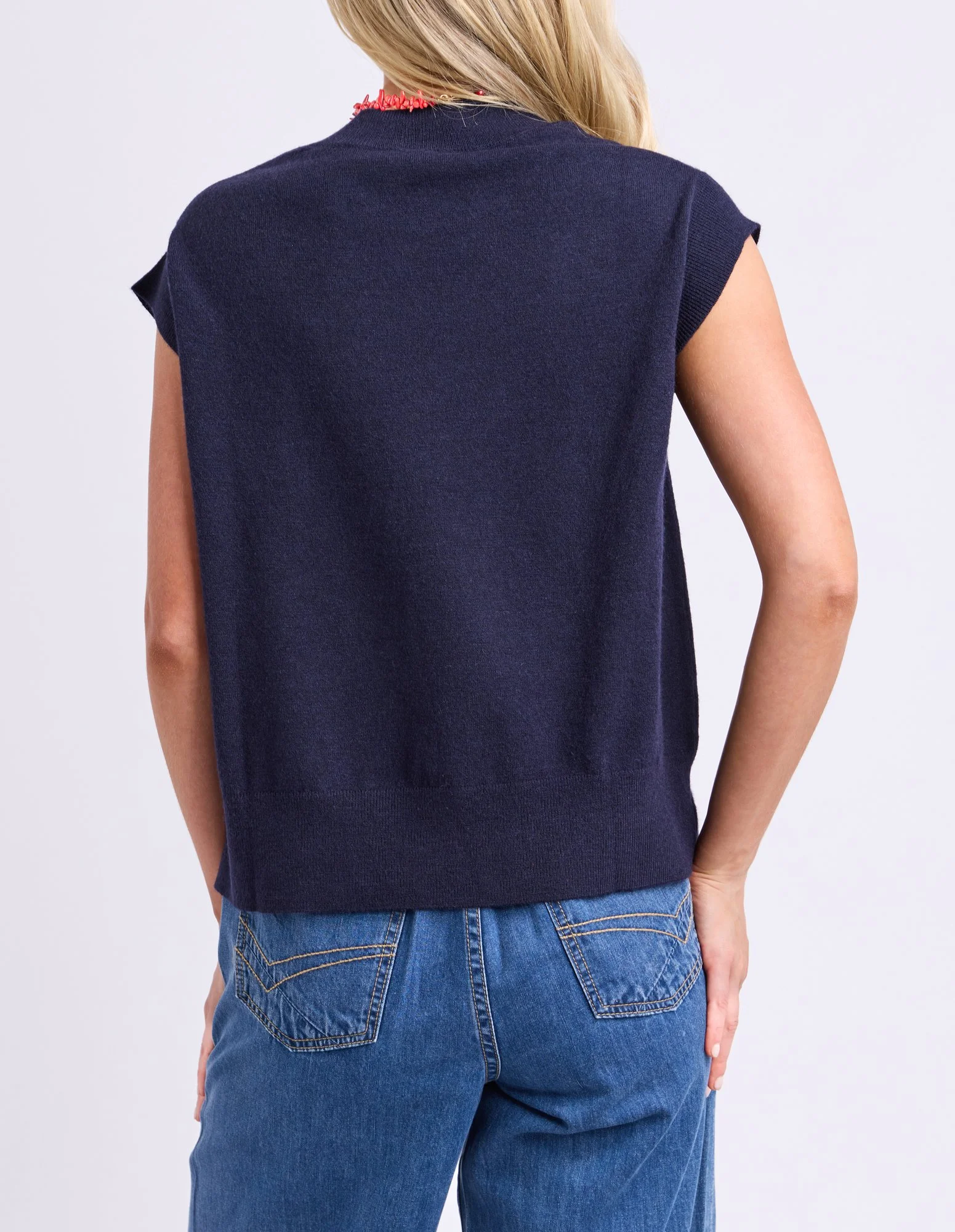 ELM-FISHY-INTARSIA-KNIT-TOP-8188023.NAVY_CottonWool.jpg