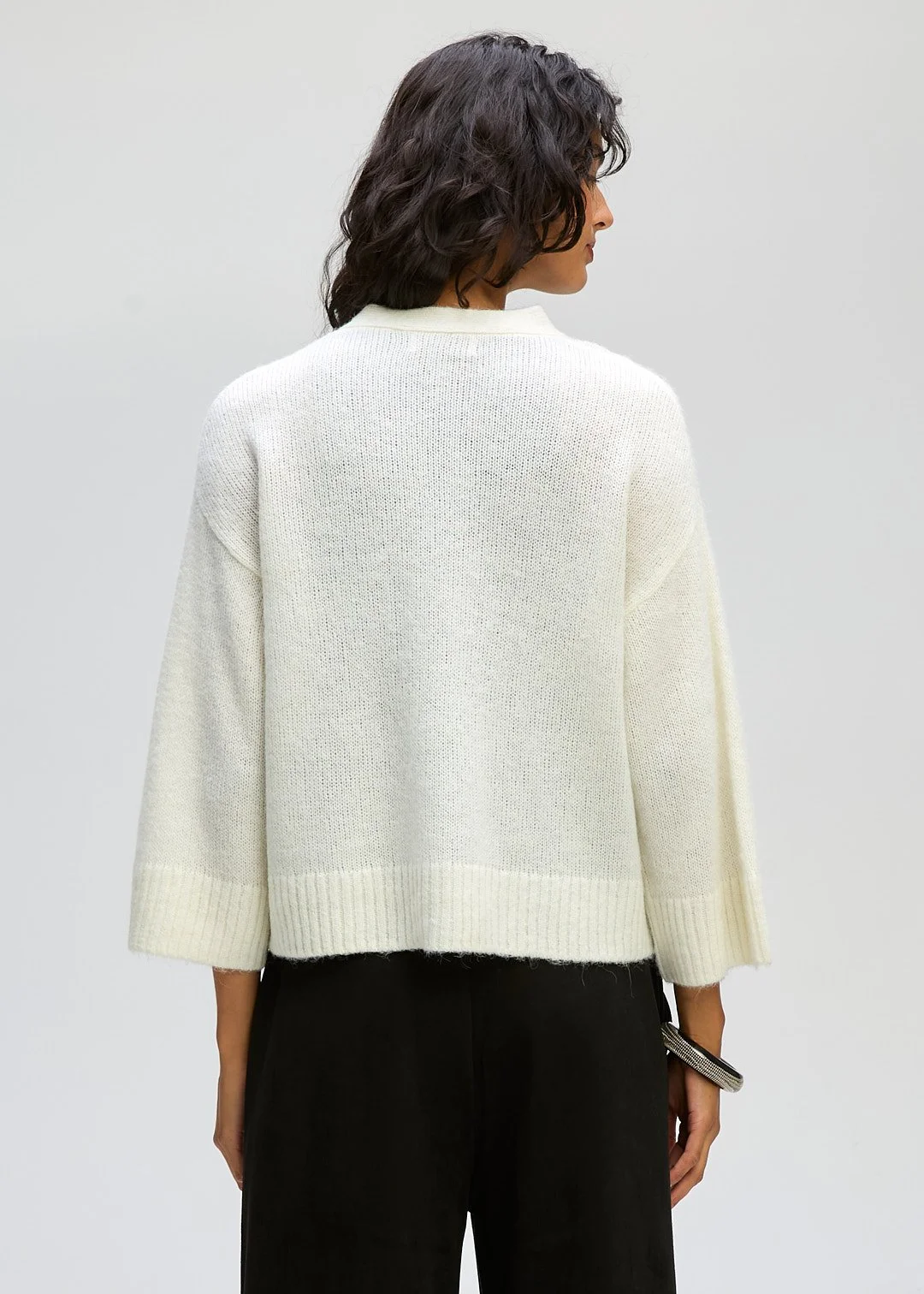 LD-and-Co-Boxy-Detail-Cardi-LC8177 WINTER WHITE-CottonWool (4).jpg