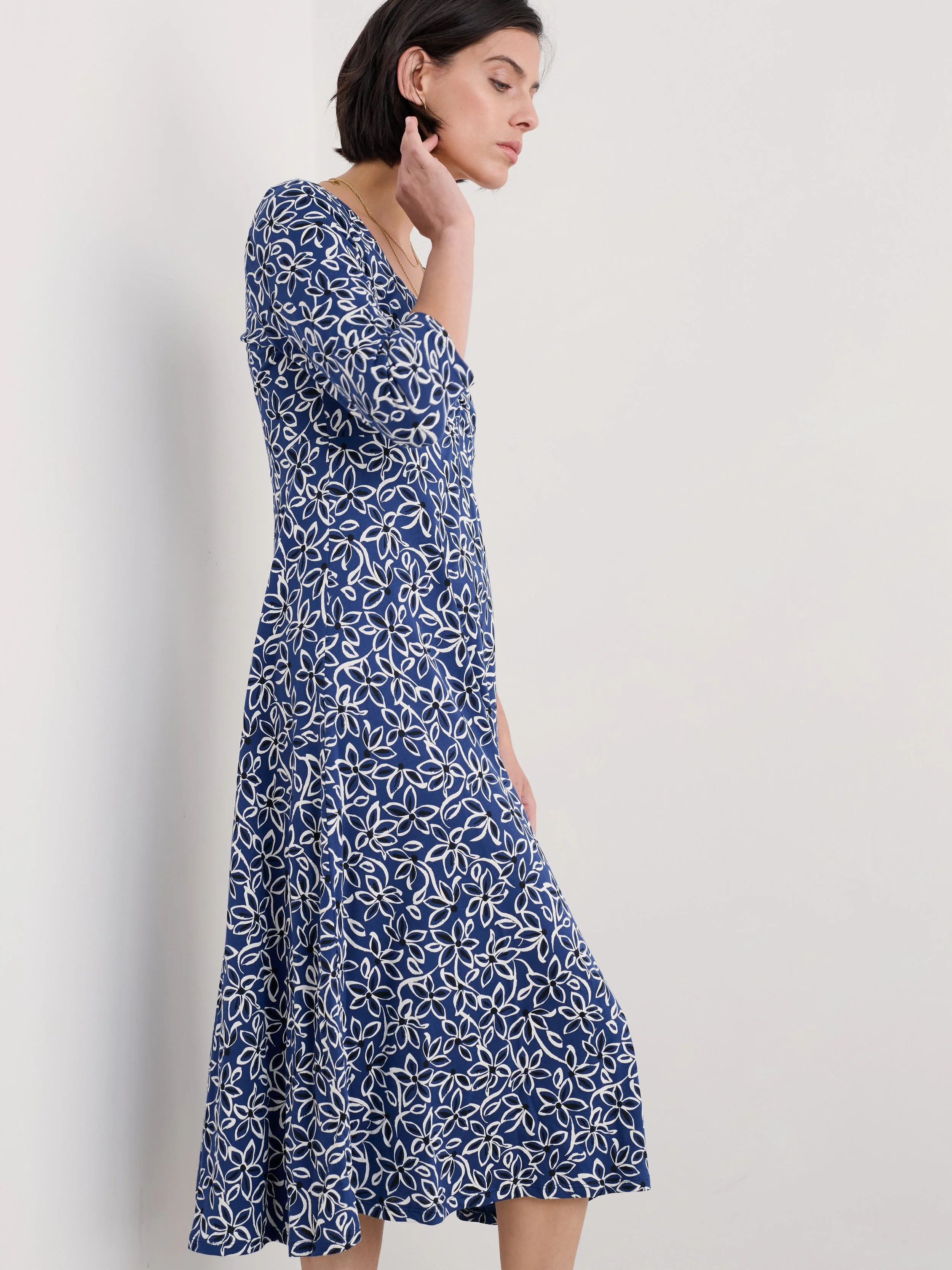Seasalt-Secret-Cove-Dress-Harbour-Floral-CottonWool