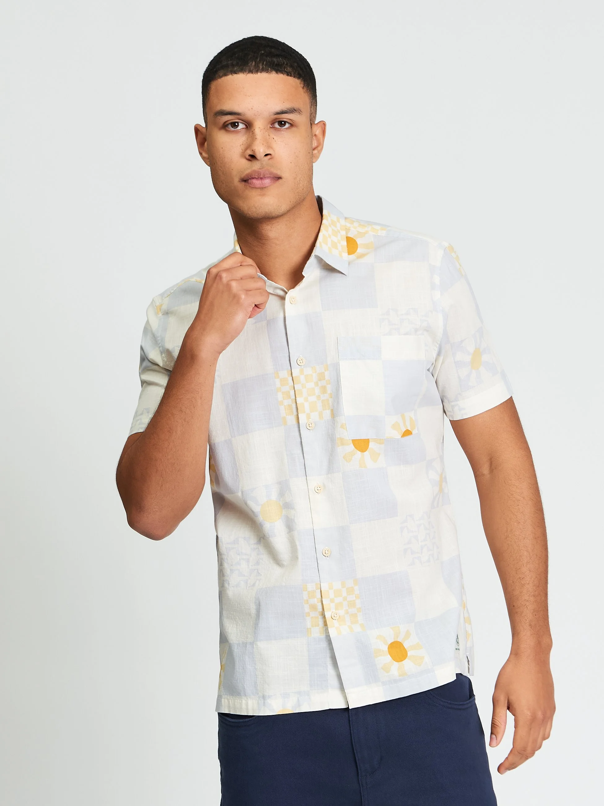 Ben-Sherman-Festival-Chequerboard-Shirt-1013428_100_CottonWool (3).jpg