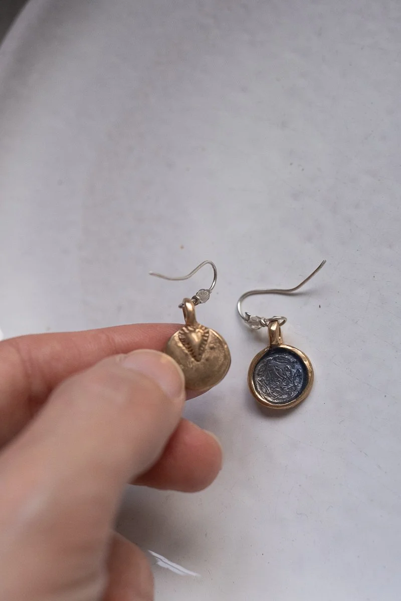 Pesci-Che-Volano-Amuleto-Earrings-CottonWool-Amuleto Earrings (2).jpg