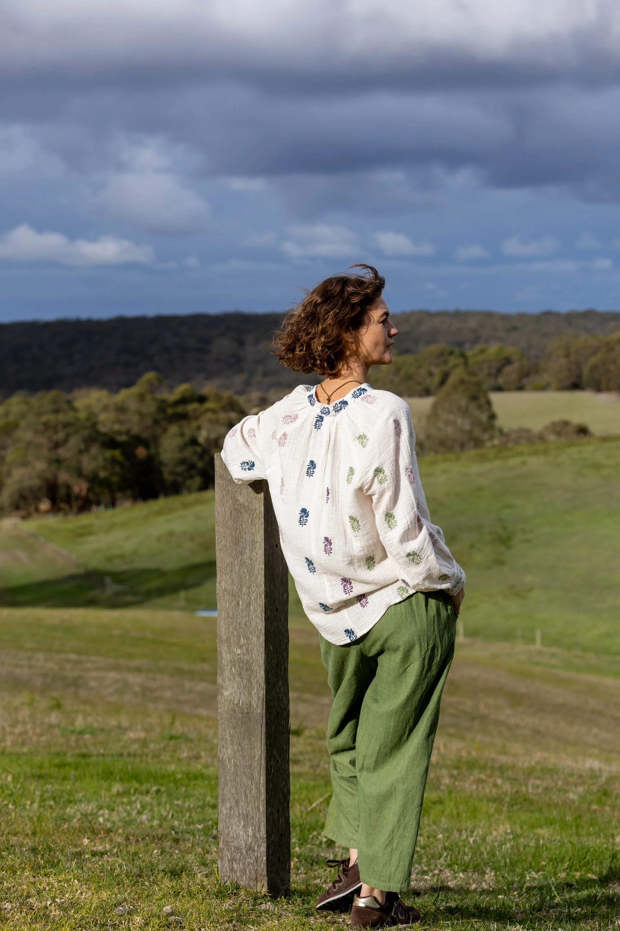 Mandalay-Designs-Flower-Paisley-Embroidered-Shirt-CottonWool