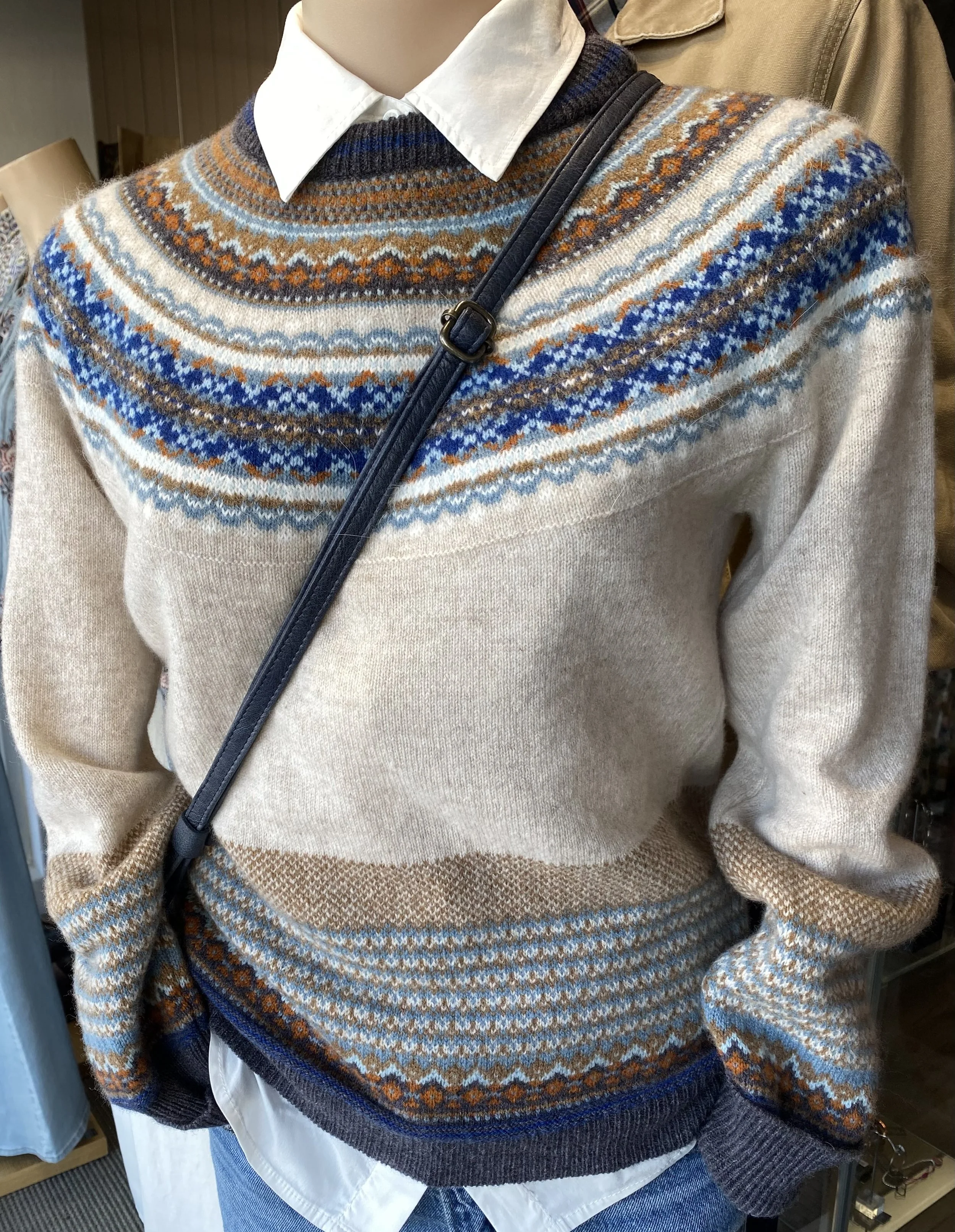 Eribe-Alpine-Sweater-Taurus-CottonWool (2).jpg
