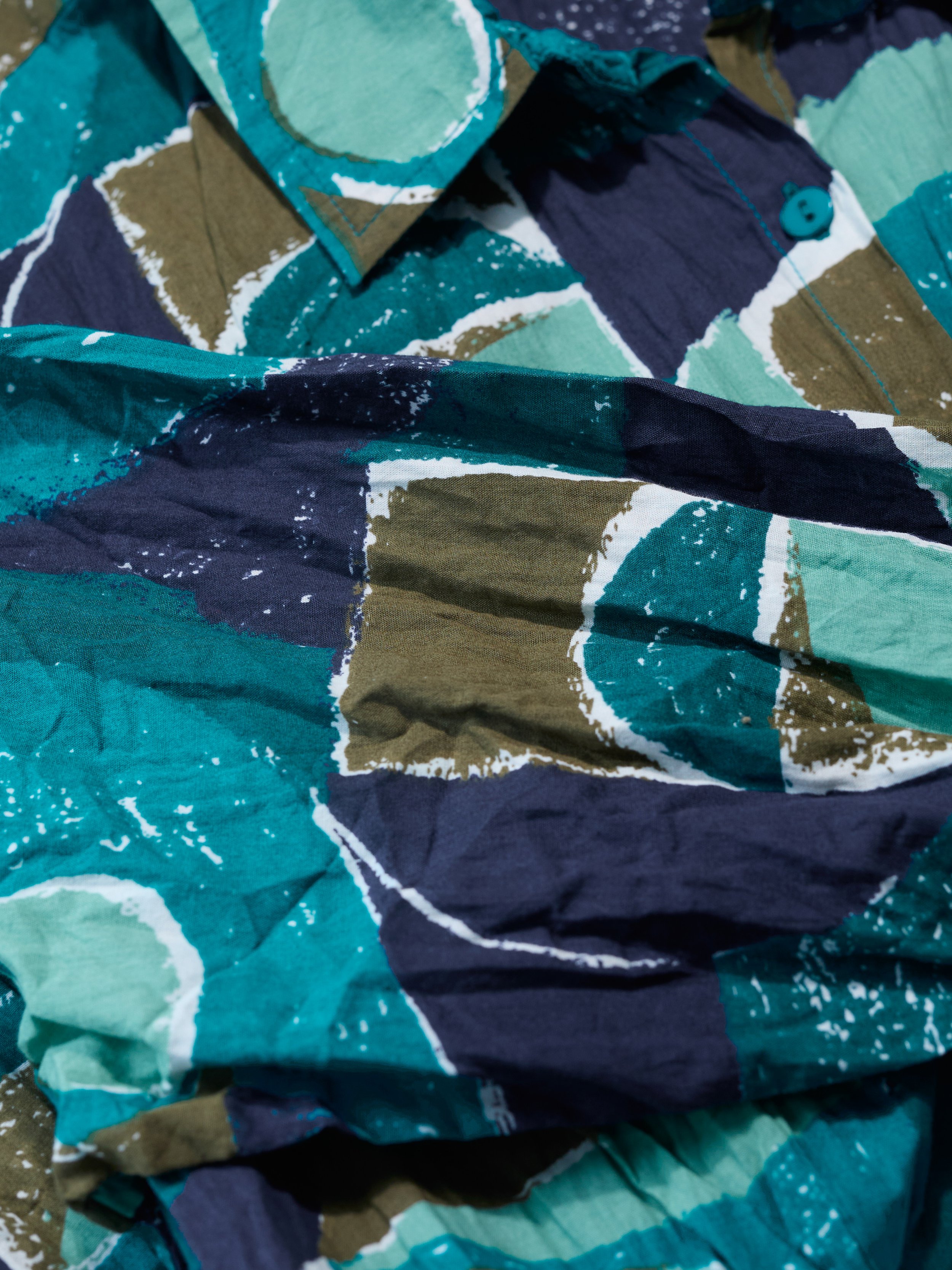 Seasalt-Larissa Shirt - Penwith Abstract Emulsion - CottonWool (1).jpg