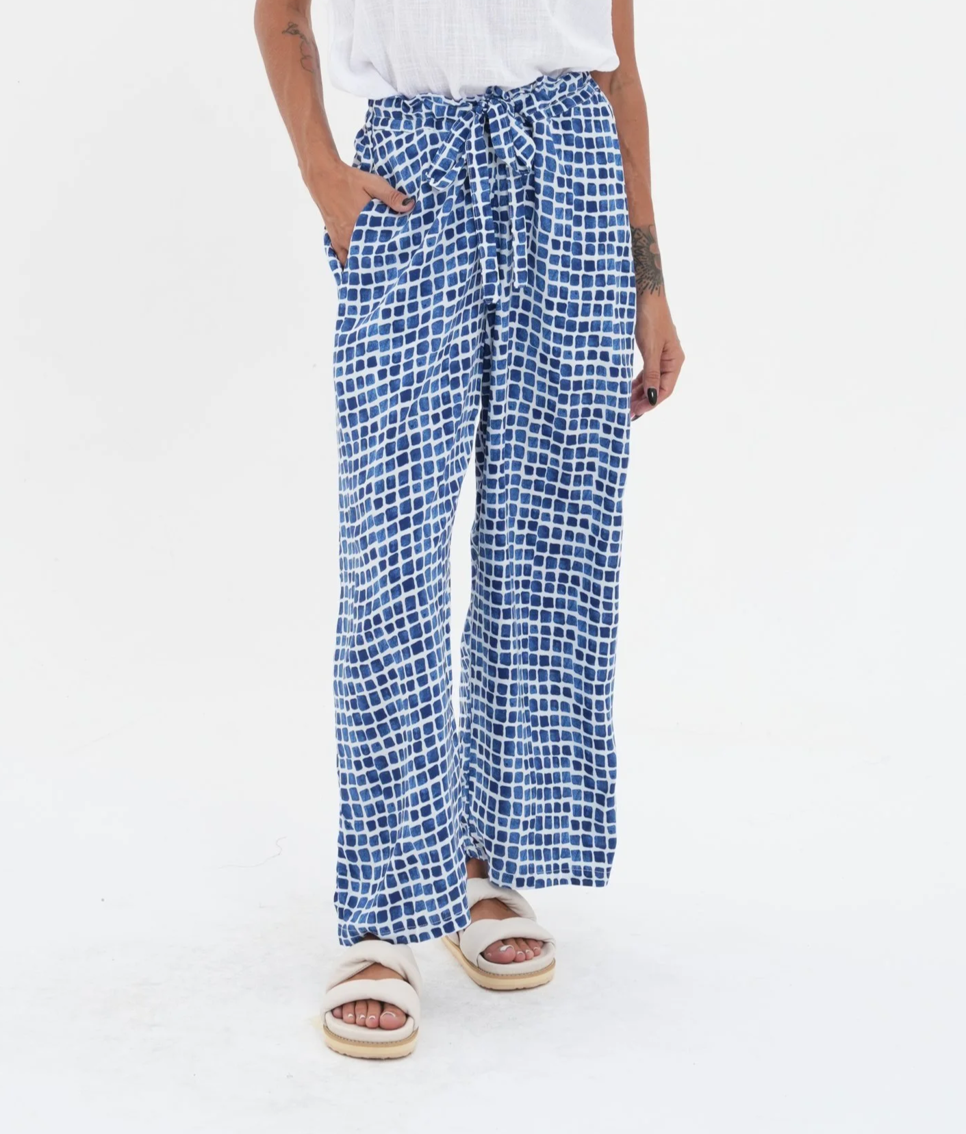 Carbon-C4037-Marika-Pants-Blue-CottonWool