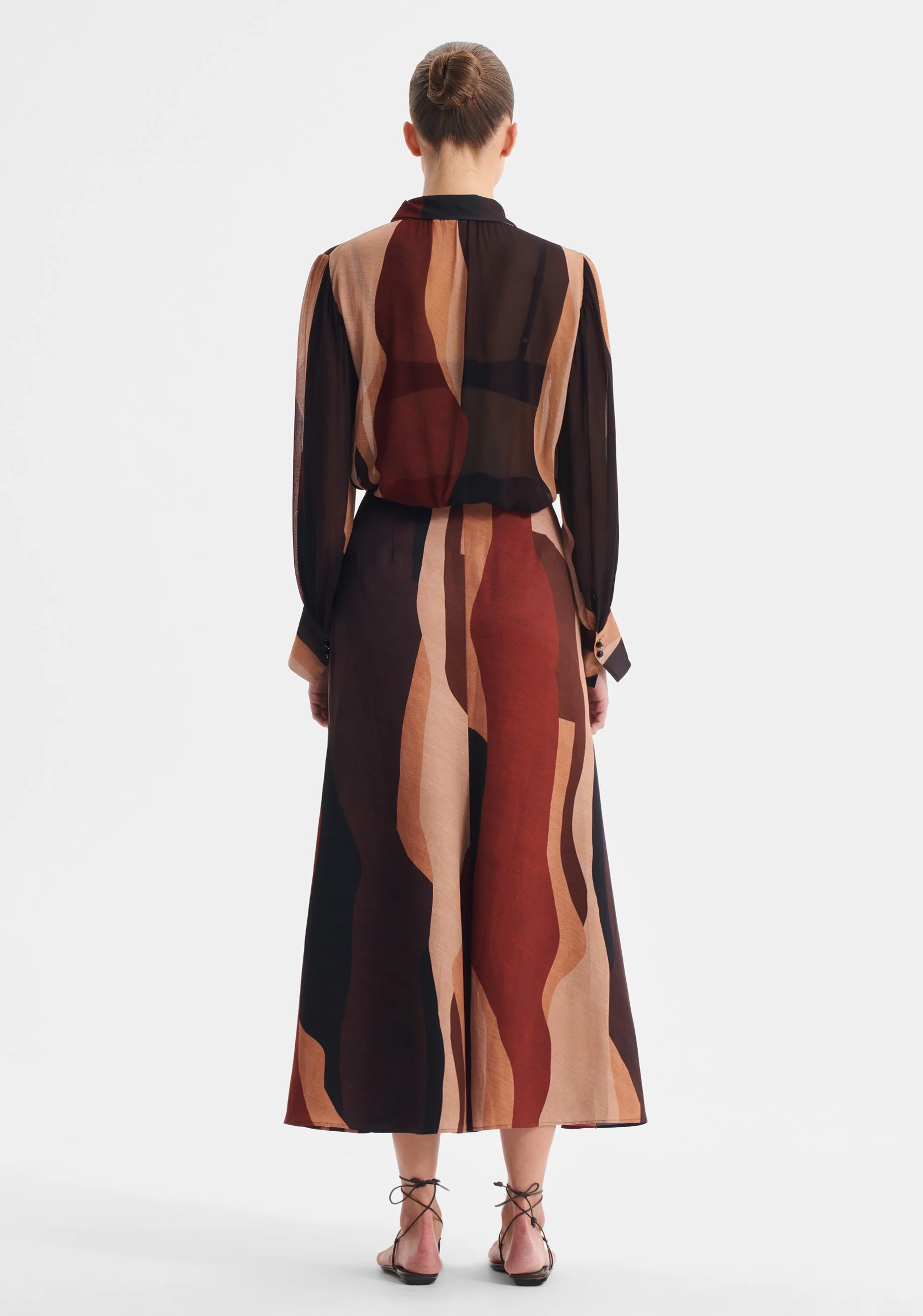 Morrison-AW26-Orla-Shirt-Print_CottonWool (4).jpg