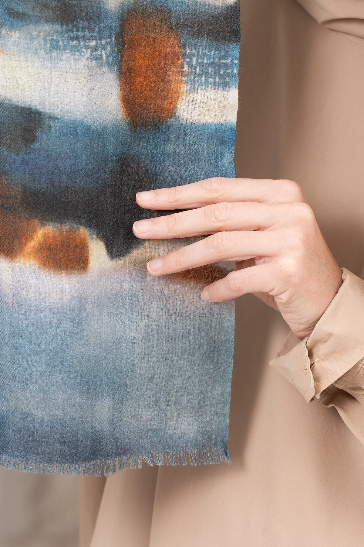 Yoko-Scarves-Midori-Scarf-MD01-CottonWool (1).jpg