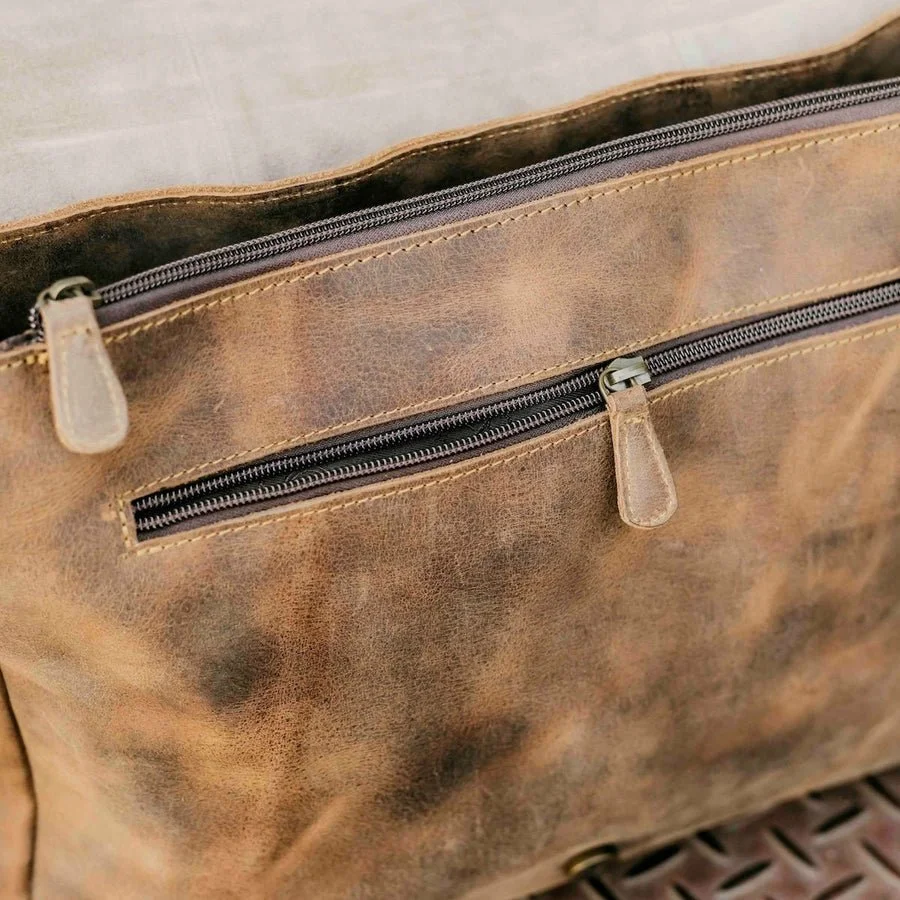 Indepal-Leather-Soldier-15inch-Messenger-Bag-CottonWool (3).jpg