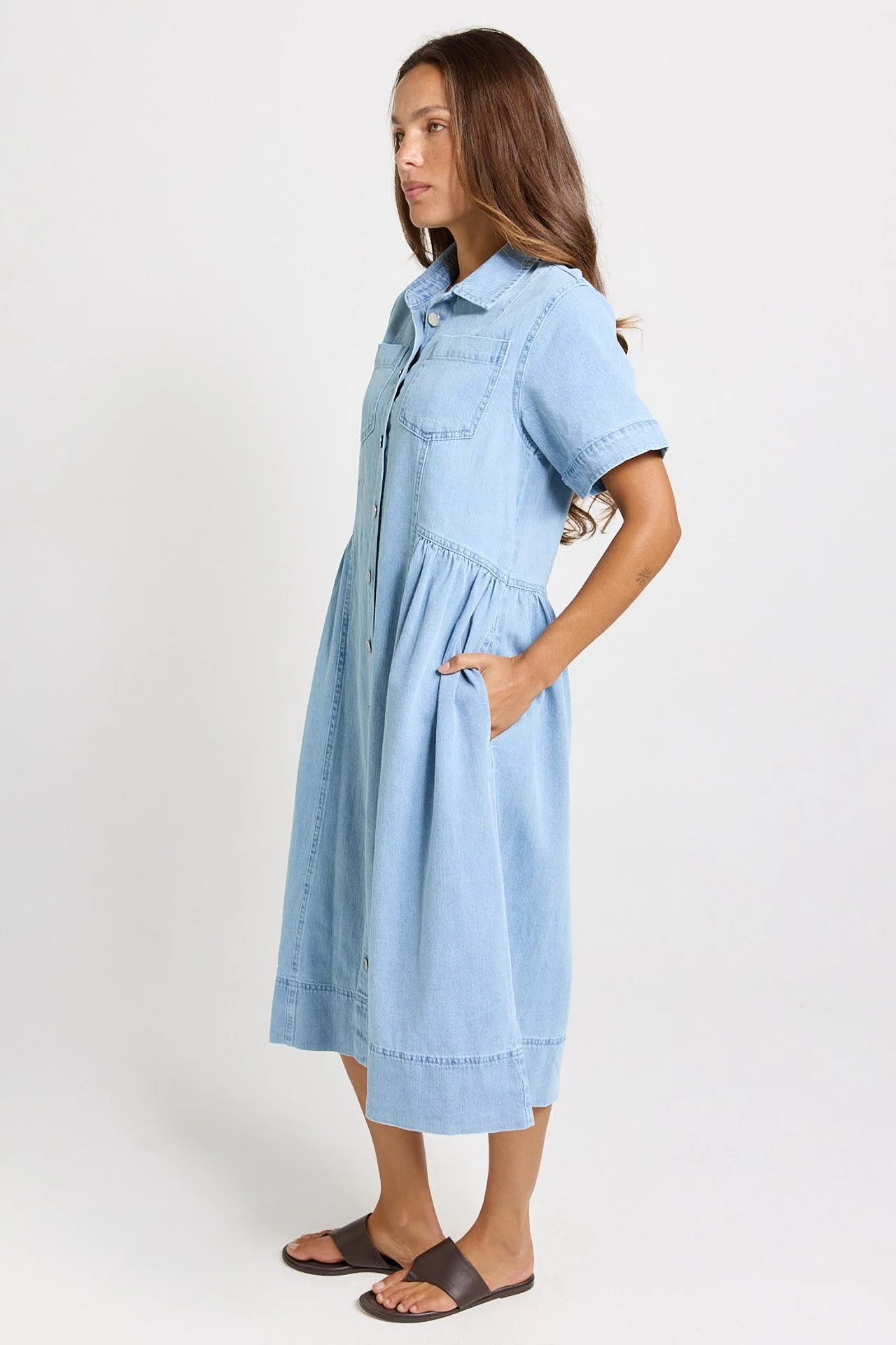 Betty-Basics-Willow-Denim-Dress-BB8617-MEDIUM-BLUE-CottonWool (4).jpg