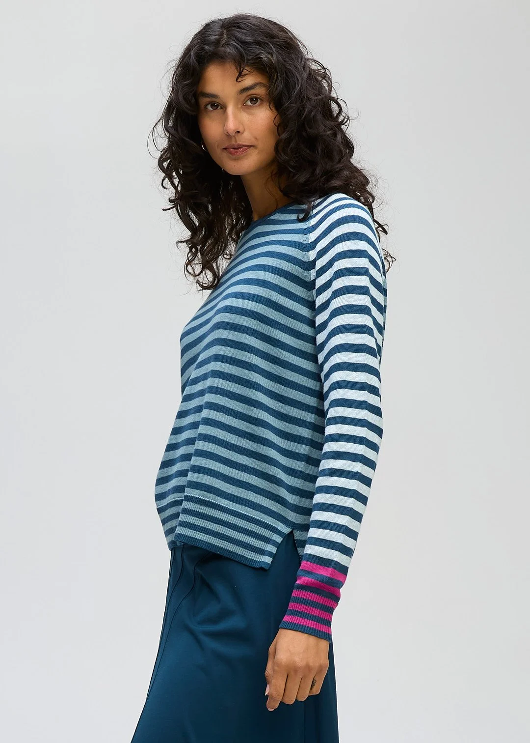 LD-and-Co-Retro-Bands-Crew-LC8168 TEAL_ CottonWool (4).jpg