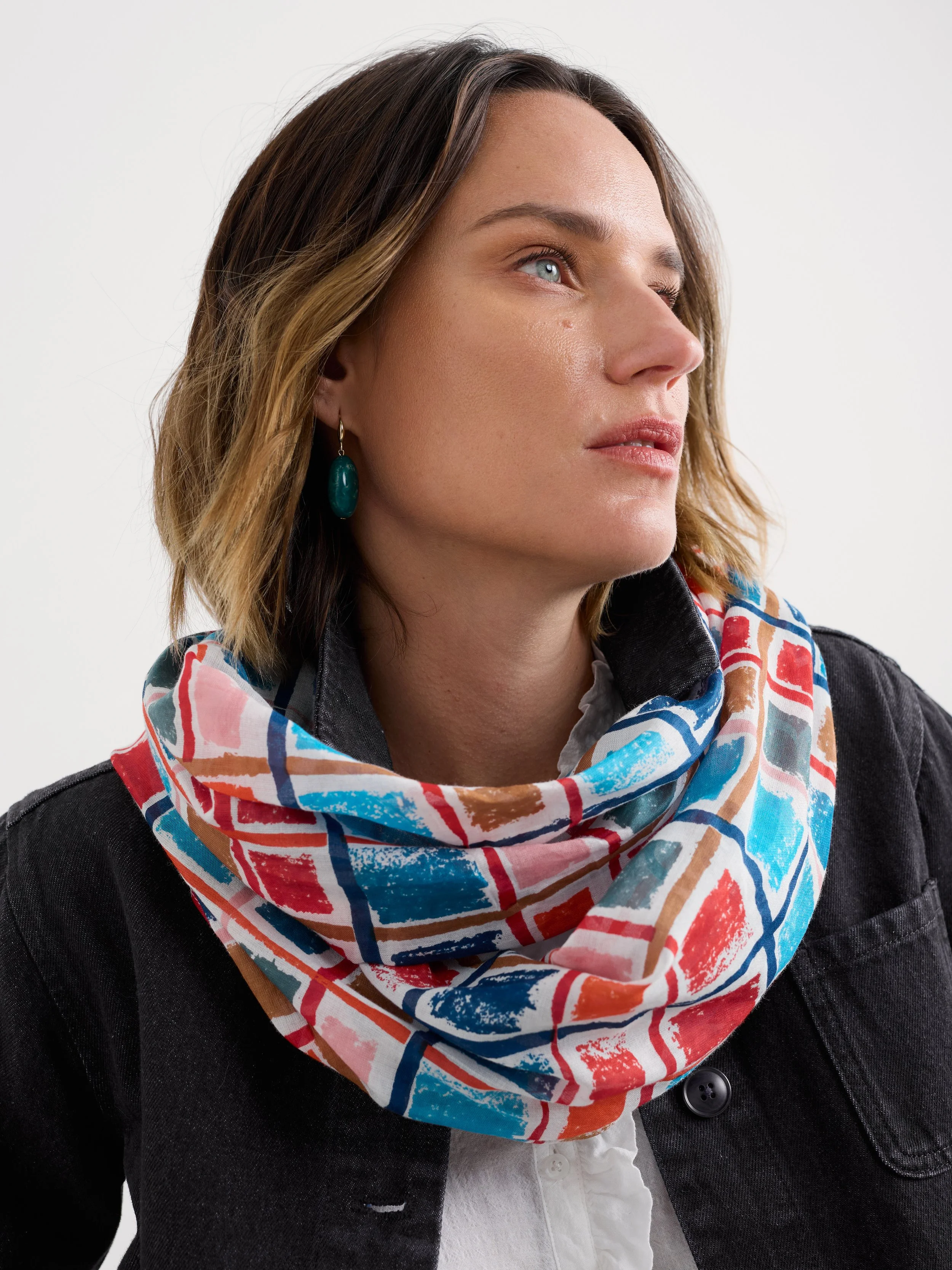 Seasalt-May Garland Circle Scarf - Pastel Check Mix - CottonWool (4).jpg