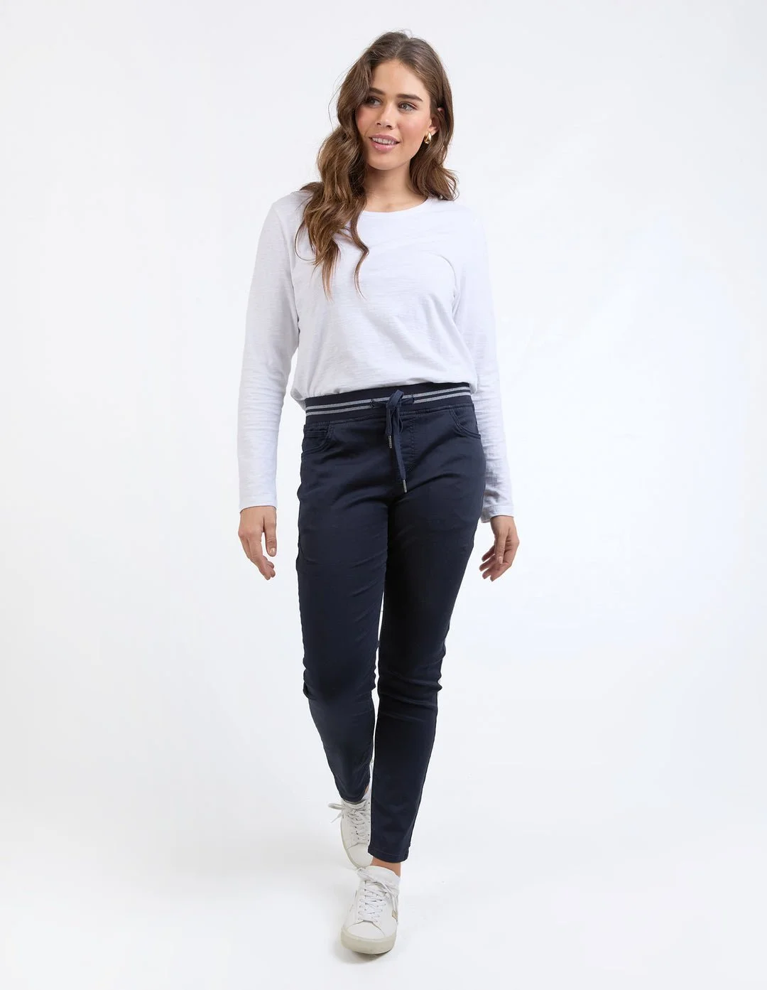 Elm-Margot-Jogger-Navy-81D1113-CottonWool (4).jpg