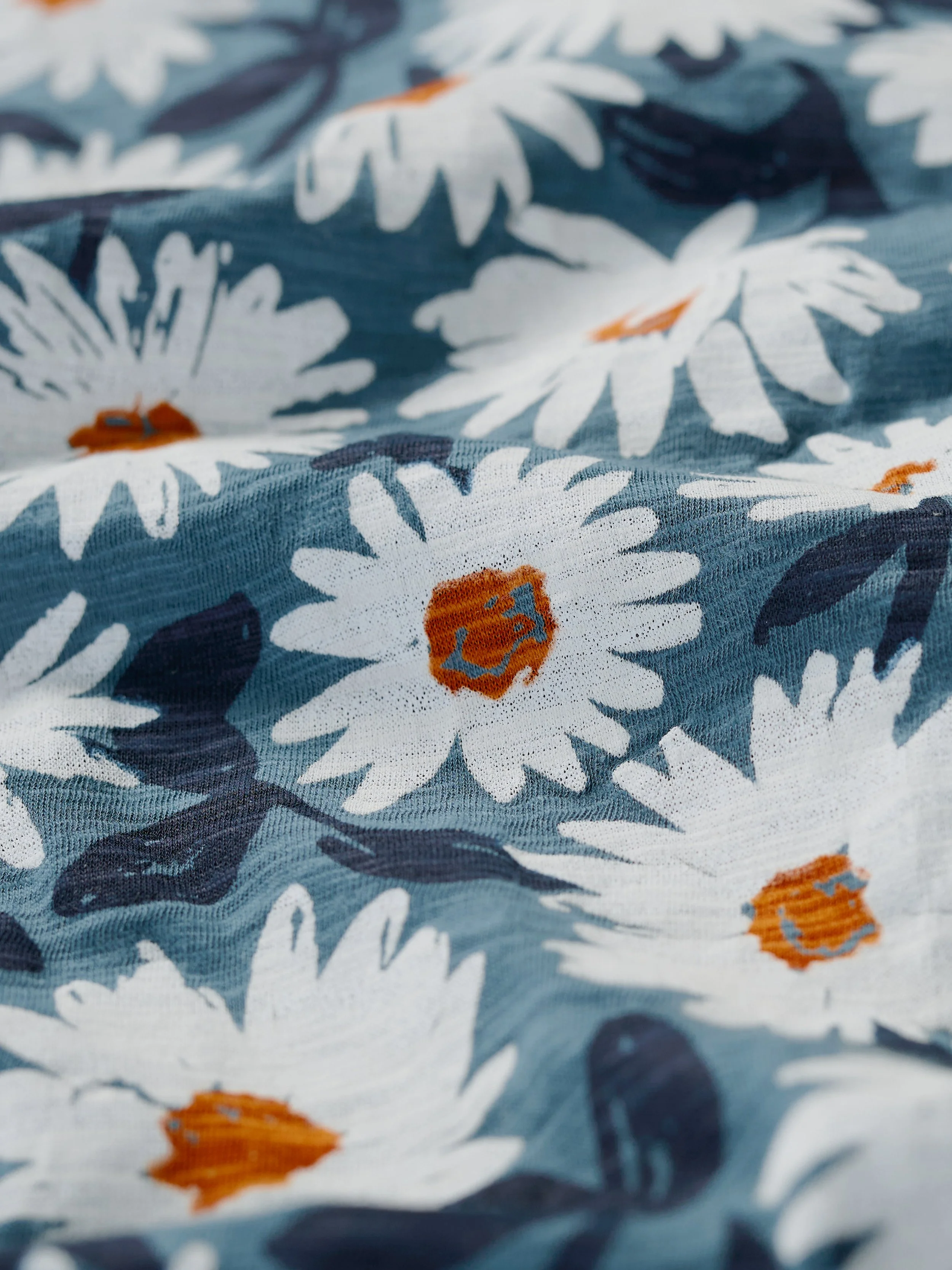 Seasalt-Studio-Glass-Top-Artsy-Daisy-CottonWool.jpg
