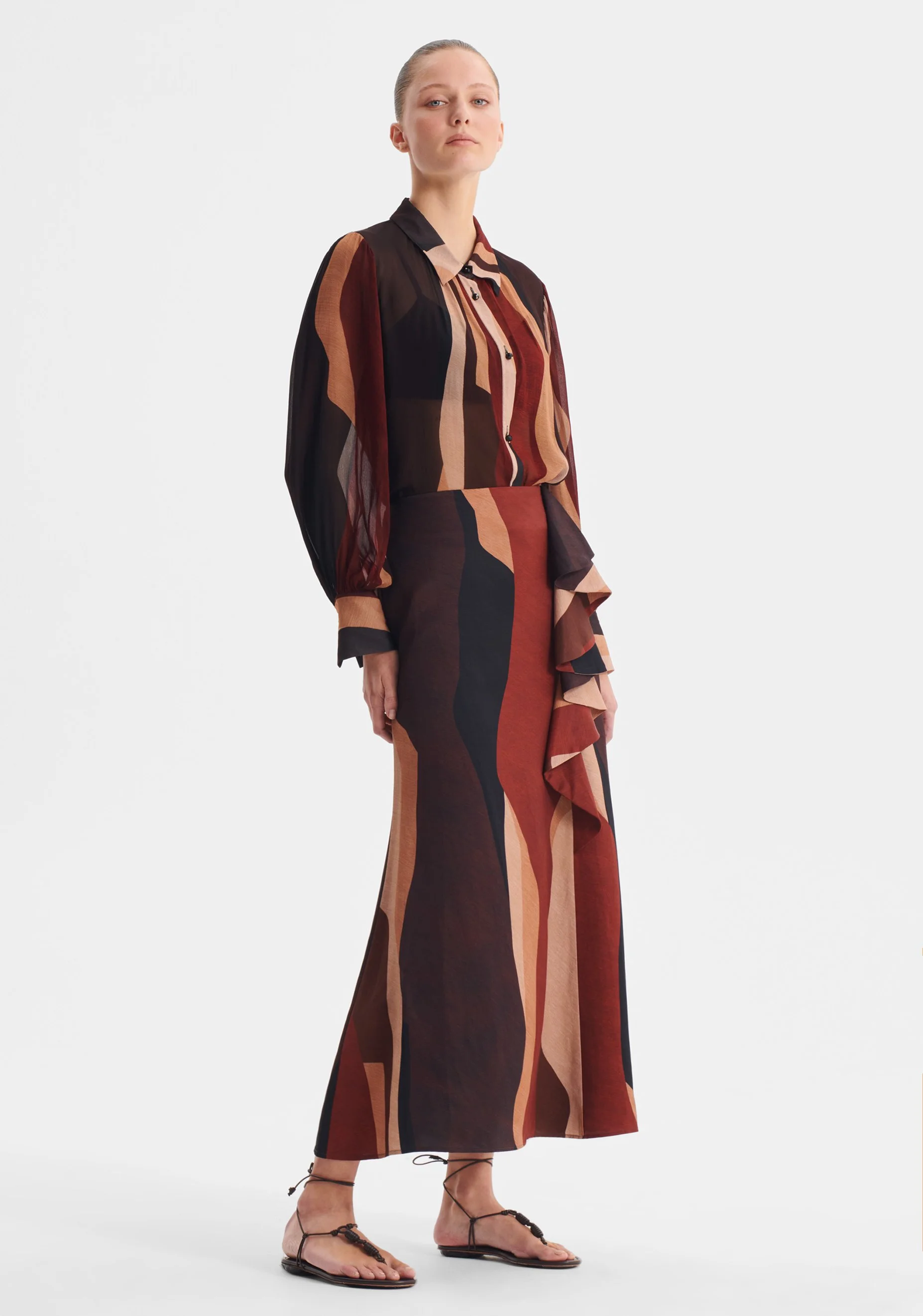 Morrison-AW26-Orla-Shirt-Print_CottonWool (3).jpg