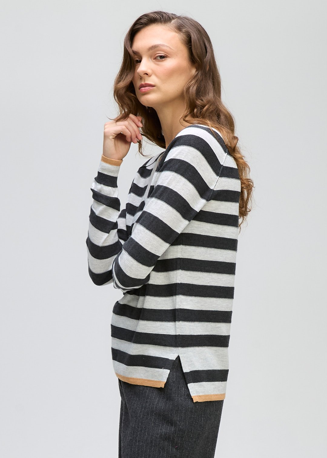 LD-and-Co-Stripe-V-Jumper-LC8165 LT MARL_CottonWool (5).jpg
