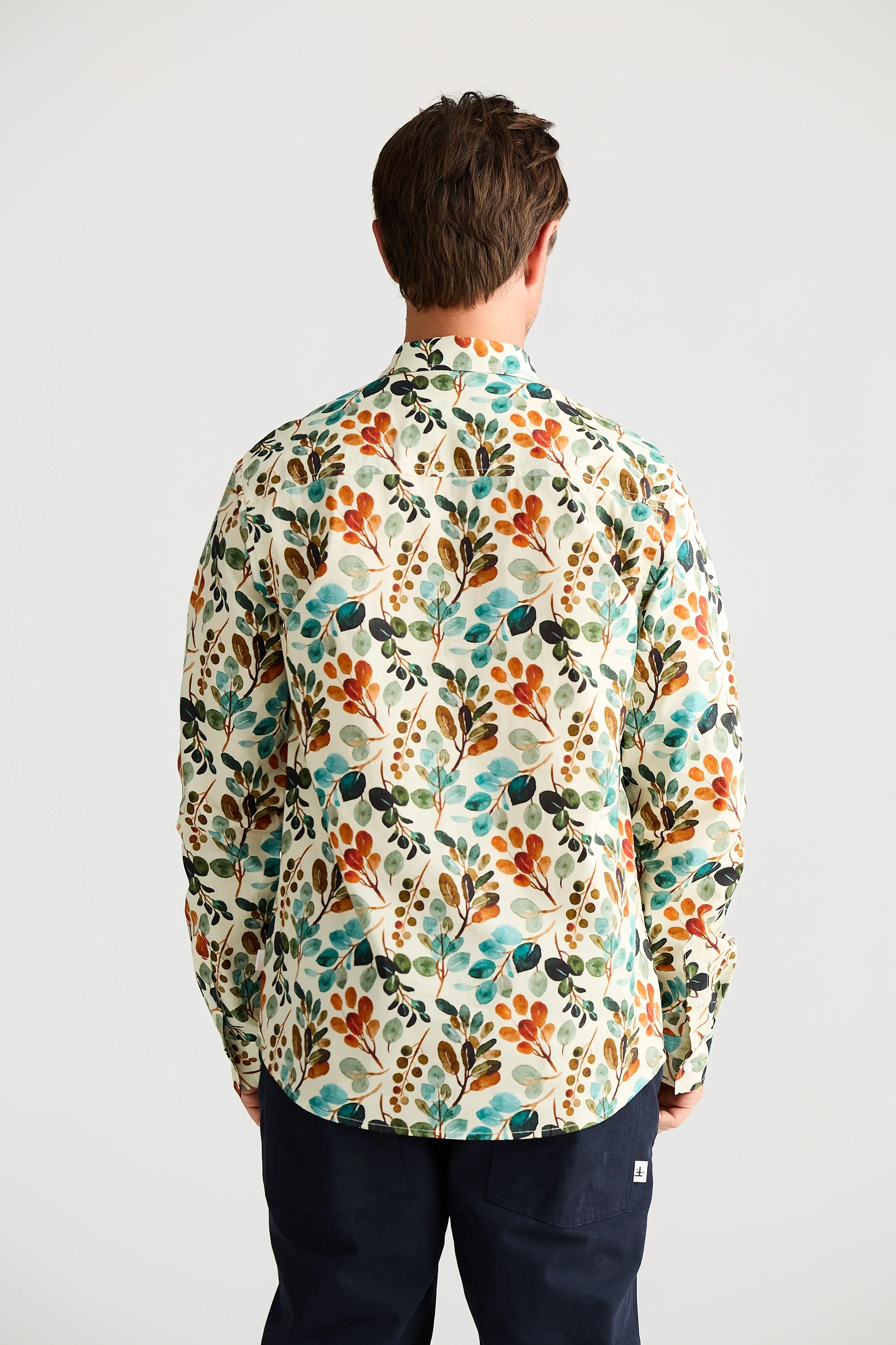 Fossick-FS26015-7_Oxford Shirt_Meadow Floral_CottonWool (2).jpg