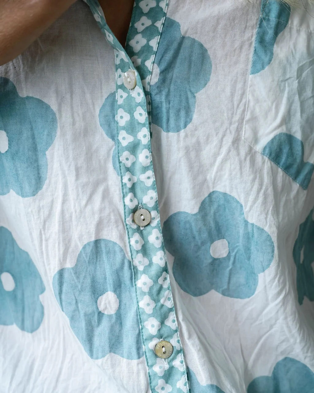 Mandalay-Designs-Poppy-Flowers-Shirt-Chambray-CottonWool