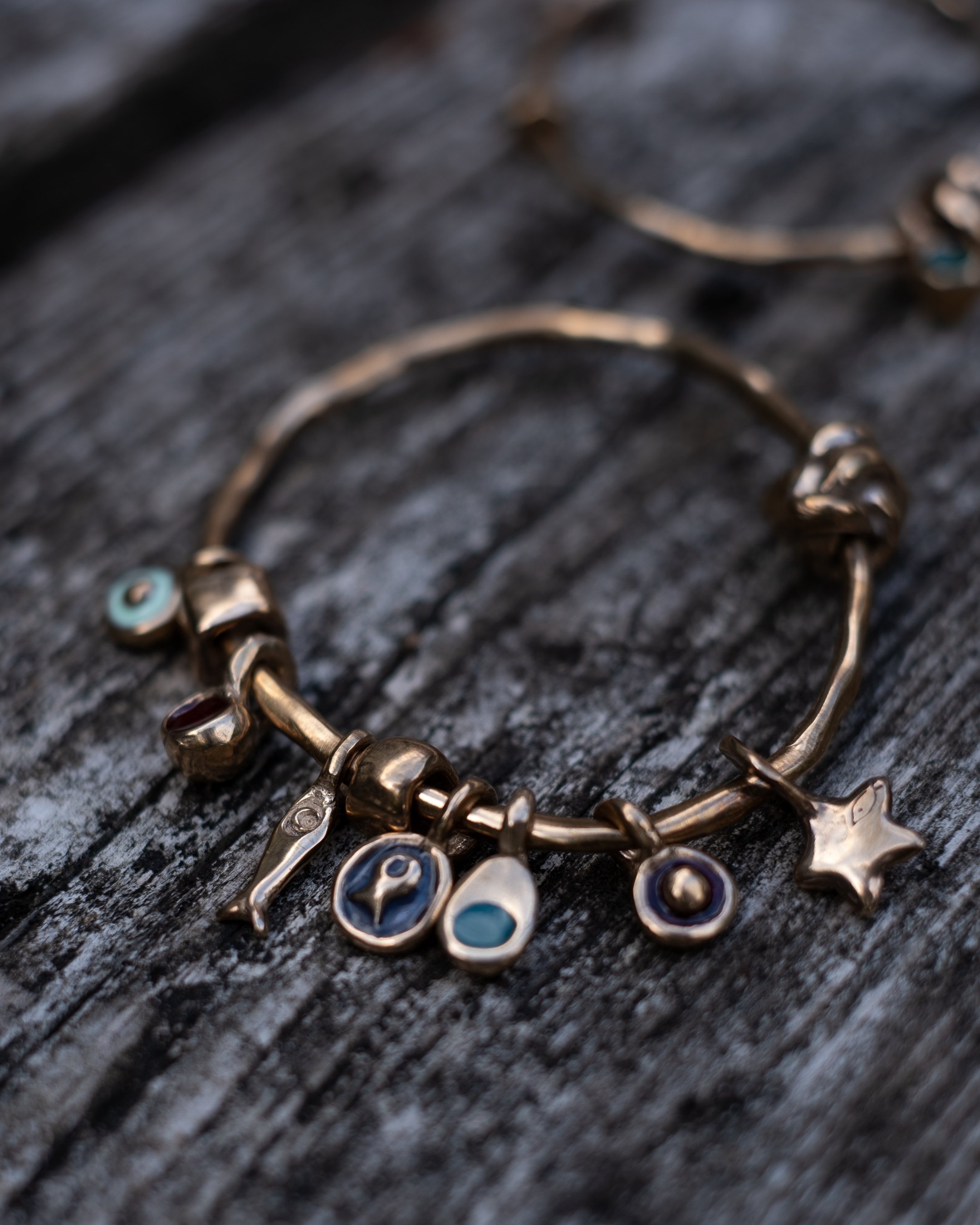 Pesci-Che-Volano-Calamari Custom Bracelet_CottonWool(1).jpg