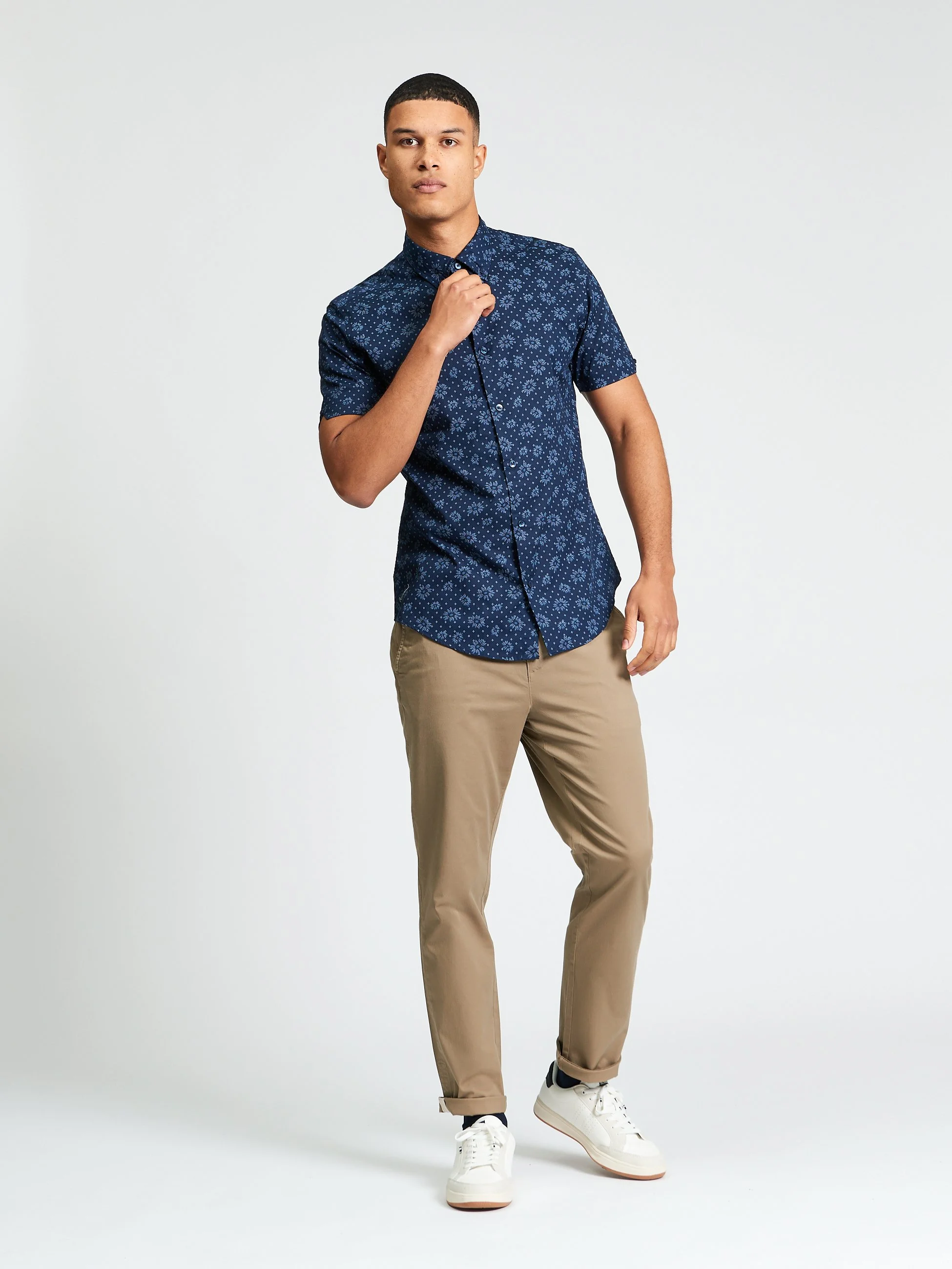Ben-Sherman-Floral-Geo-Print-Shirt-1013405_025_CottonWool (2).jpg