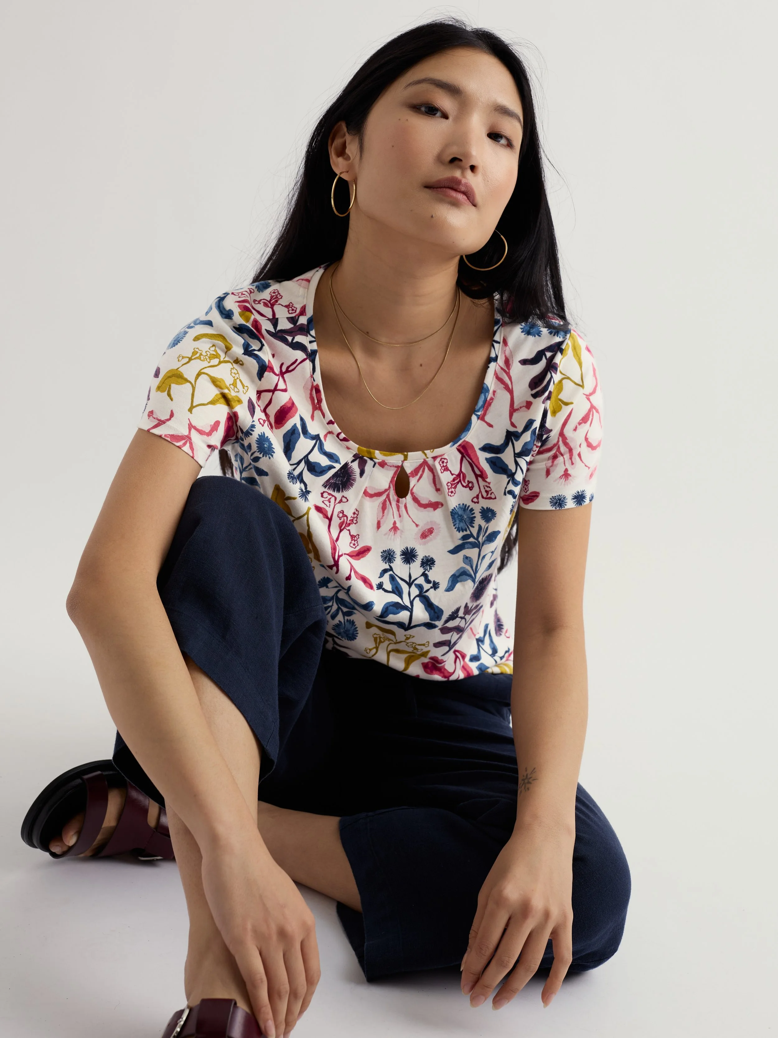 Seasalt Cornwall Appletree T-Shirt Inky Botanical