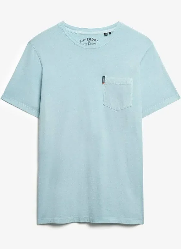 Superdry-Classic-Essential-Pocket-Tee-CottonWool (5).webp