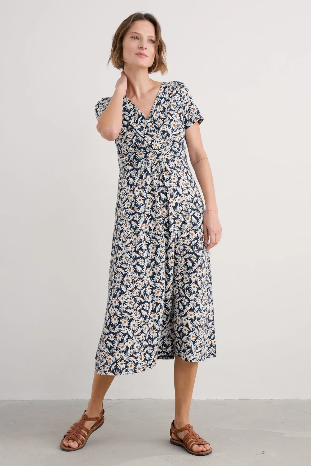 Seasalt-Chapelle-Dress-Scatter-Daisy-CottonWool (2).jpg