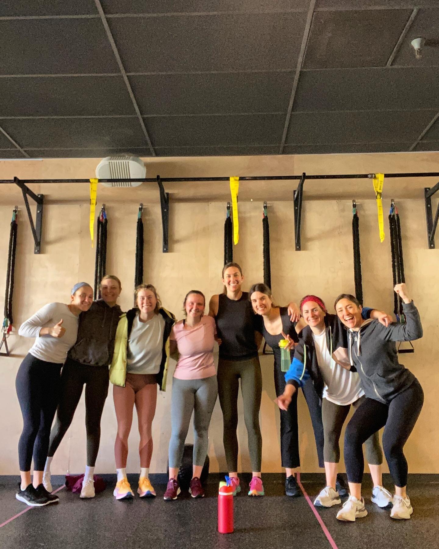 Big thank you to these ladies for coming out and getting their sweat on at my fundraising class, and to EVERYONE who has donated so far! 
I appreciate the support, and am happy to be helping such a great organization @realoptionsforcitykids 

If you 