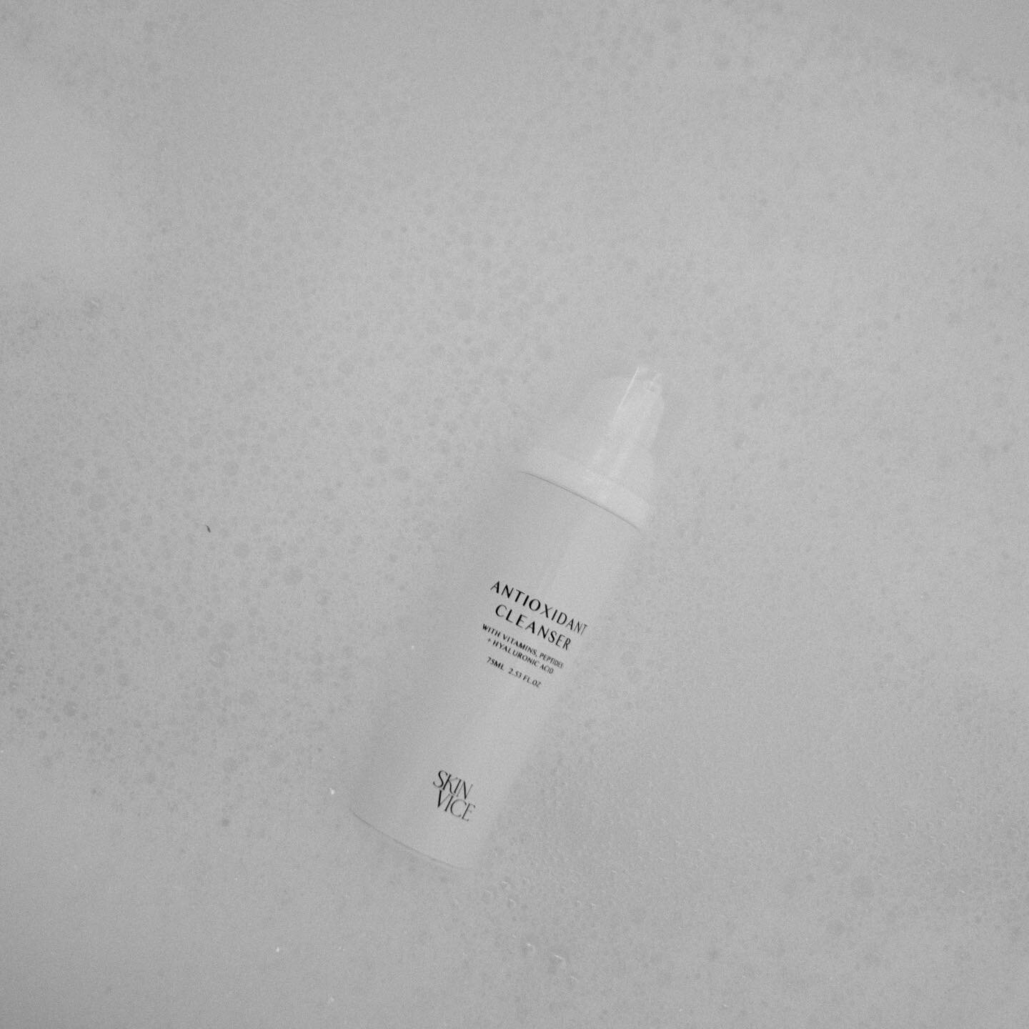 A cleanser that retains the skins natural, essential moisture and removes everyday impurities and pollution. The first in the collection, and still a staple. Shop at SKINVICE.com.au