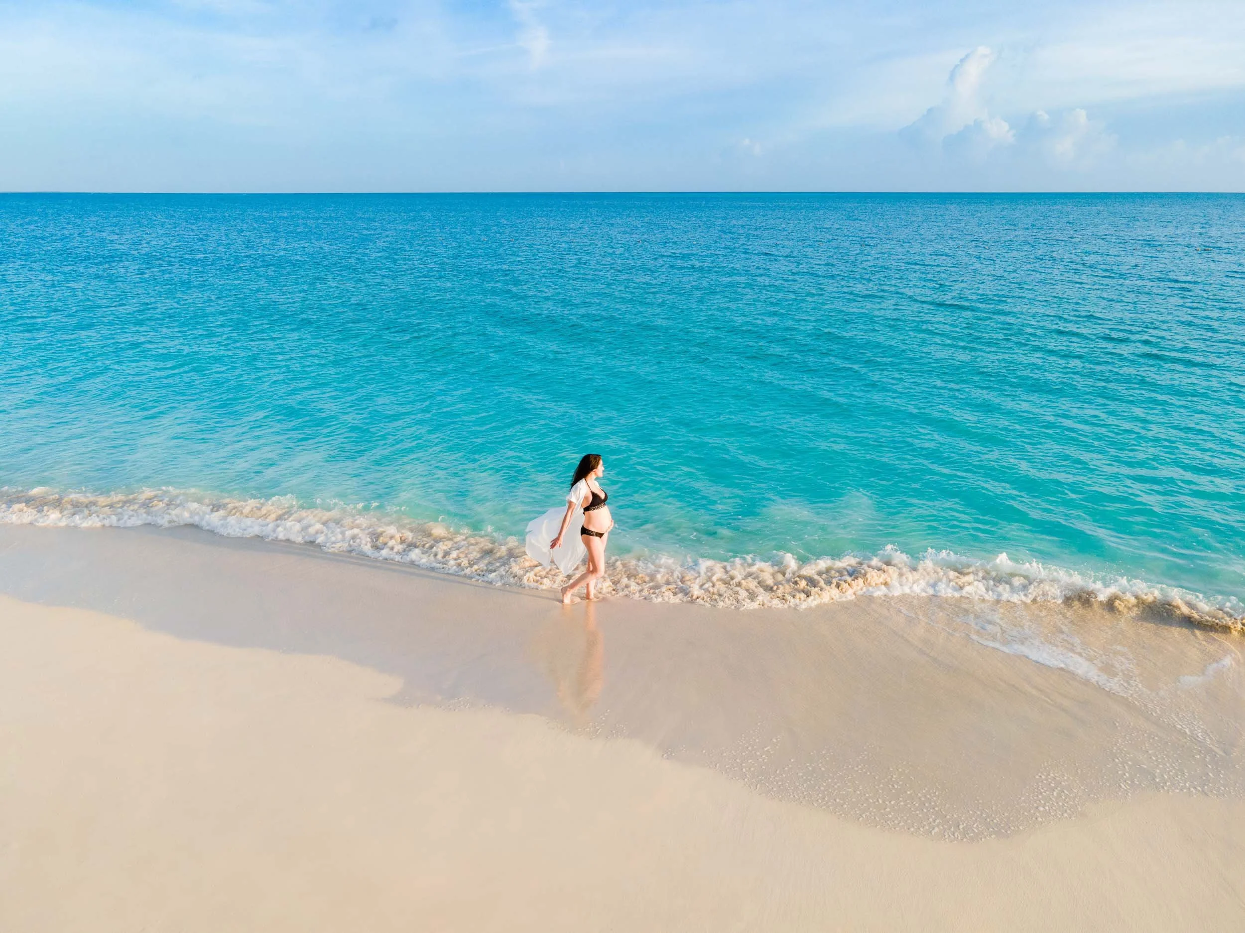 Maternity Photoshoot - Grace Bay Beach Activities