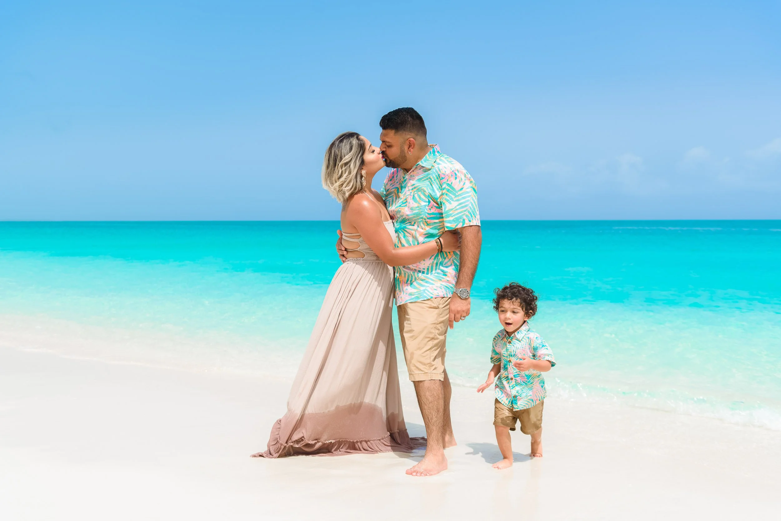 Beach Family portrait with kid - Turks and Caicos What to Do