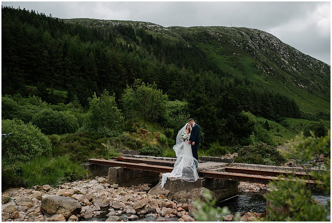 harveys-point-hotel-wedding-ciara-adam-jude-browne-photography_0113.jpg