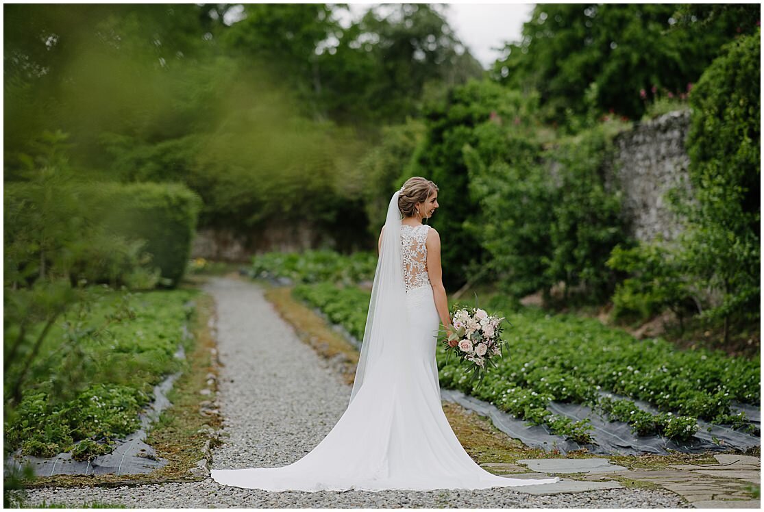 castle-grove-country-hotel-wedding-ena-peter-jude-browne-photography_0060.jpg