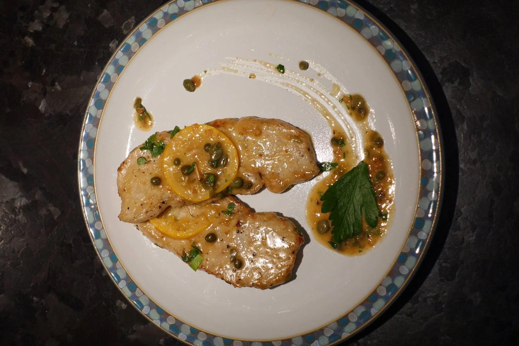 Final plating garnished with a little parsley. A bit sloppy (blame the wine), but that didn't detract from its taste!