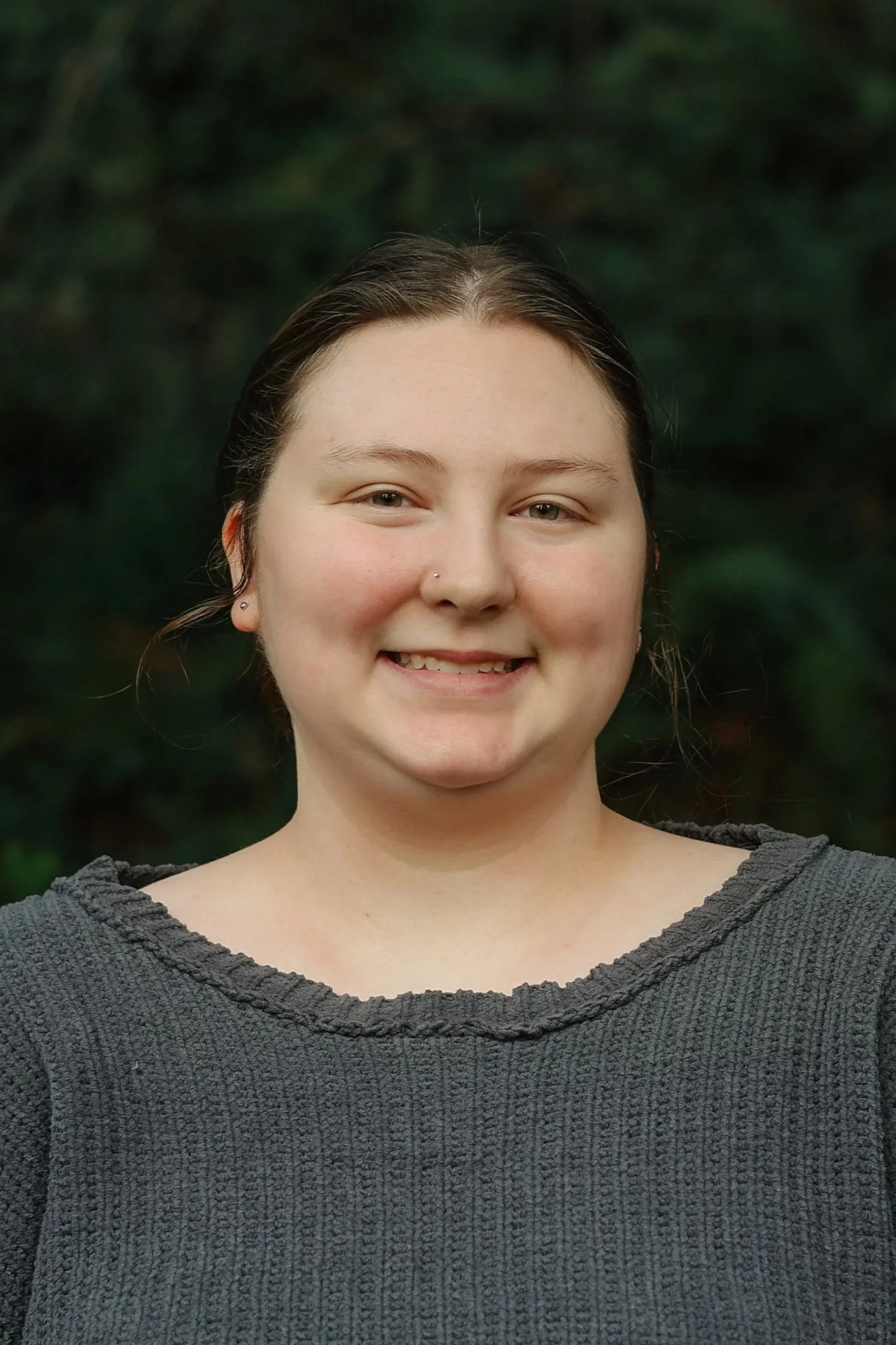 Zoe Sahlman, Receptionist