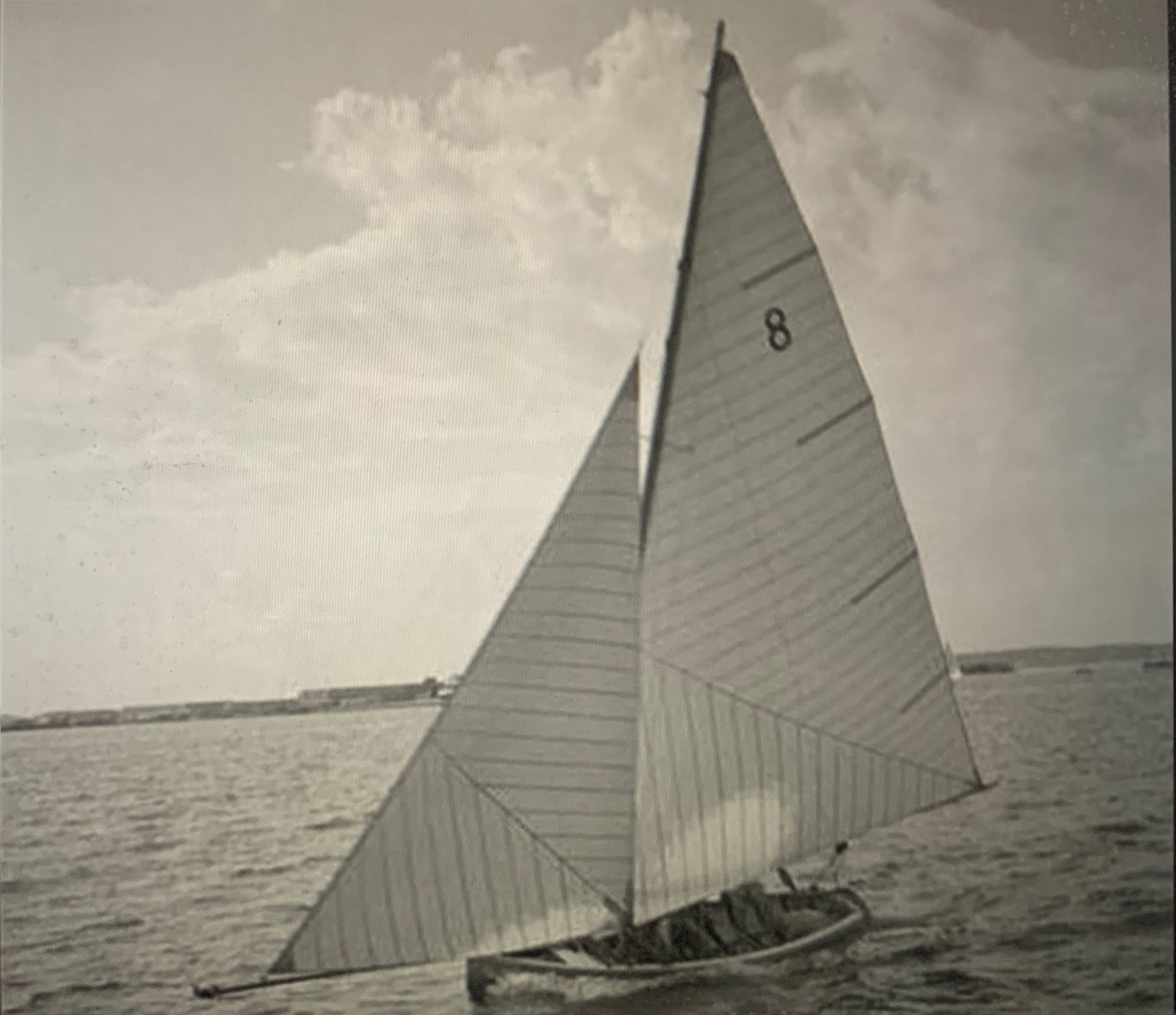 In the 60s, Mitchell photographed the Bermuda fitted dinghy
