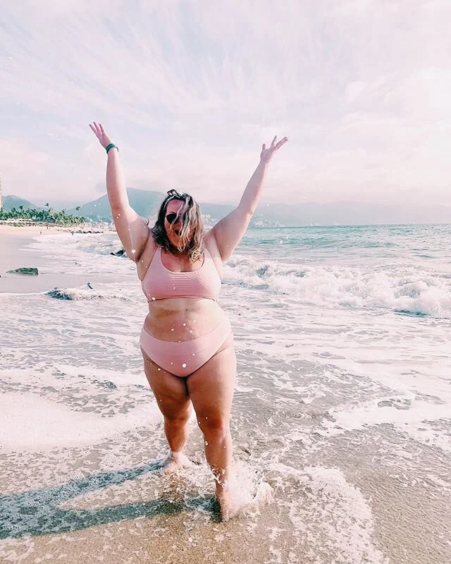 👋 Hello there! ⁣
⁣
In case we haven&rsquo;t had a chance to meet, my name is Kaia &mdash; you can find me @kaialindsay . ⁣
I wanted to tell you a little bit about me (you can go to warmlypod.com/yourhost if you&rsquo;re dying to know more). ⁣
⁣
▪️I 