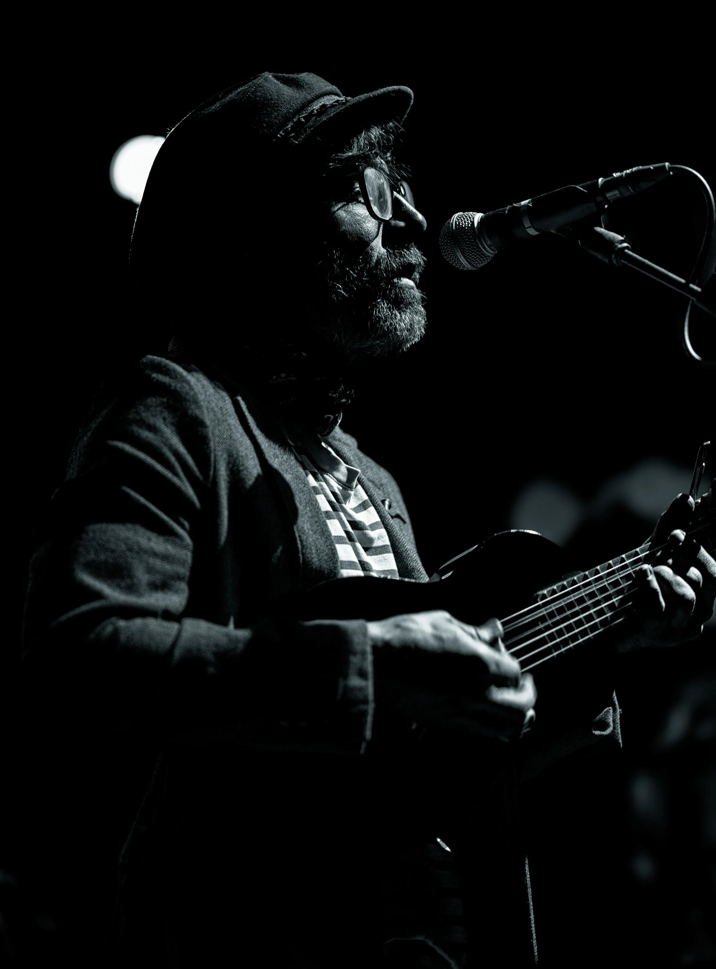 Live Music: Chris Beland