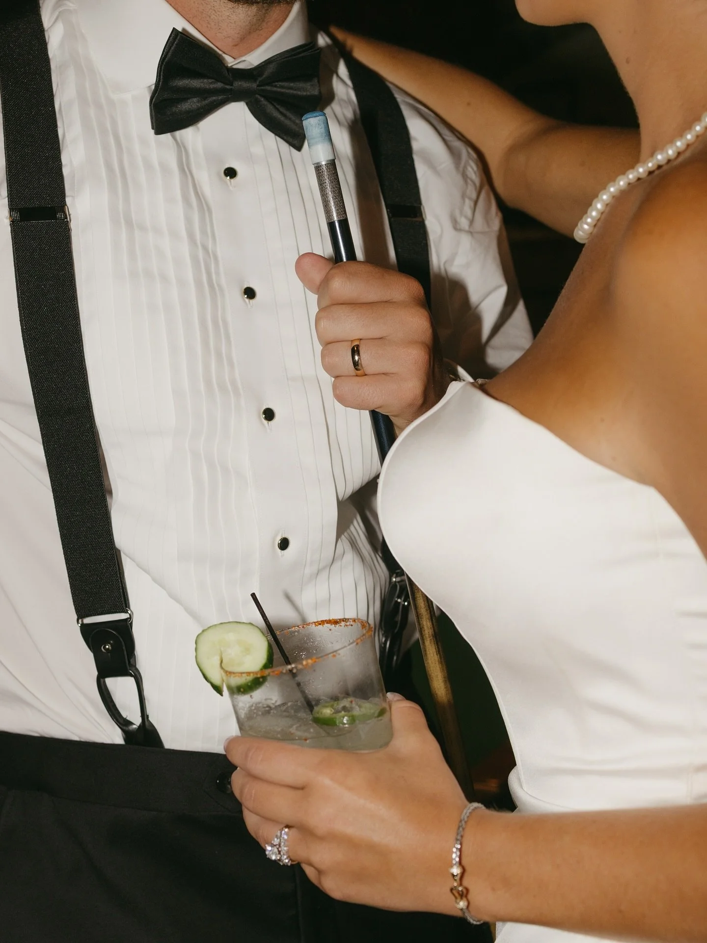 If I could do every elopement in Buena Vista I would. 

The town is adorable and has lots of great food and drink spots (@thebuenaviking is hands down our favorite!!!)

The collegiate peaks are surrounding you

Salida, Twin Lakes and Leadville are ju