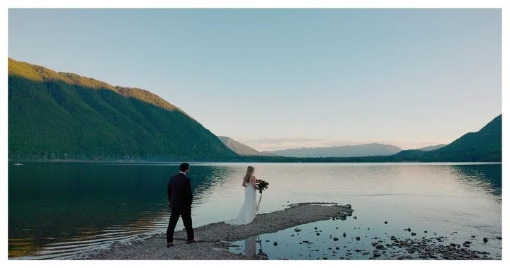A few postcards from the prettiest elopement in Glacier 🏔️ 🐴 ☀️ 

Chuck is currently editing this video so you know it&rsquo;ll be shared once A&amp;R are able to enjoy it first 💛

#glacierelopement #glaciernationalparkelopement #glacierwedding #g