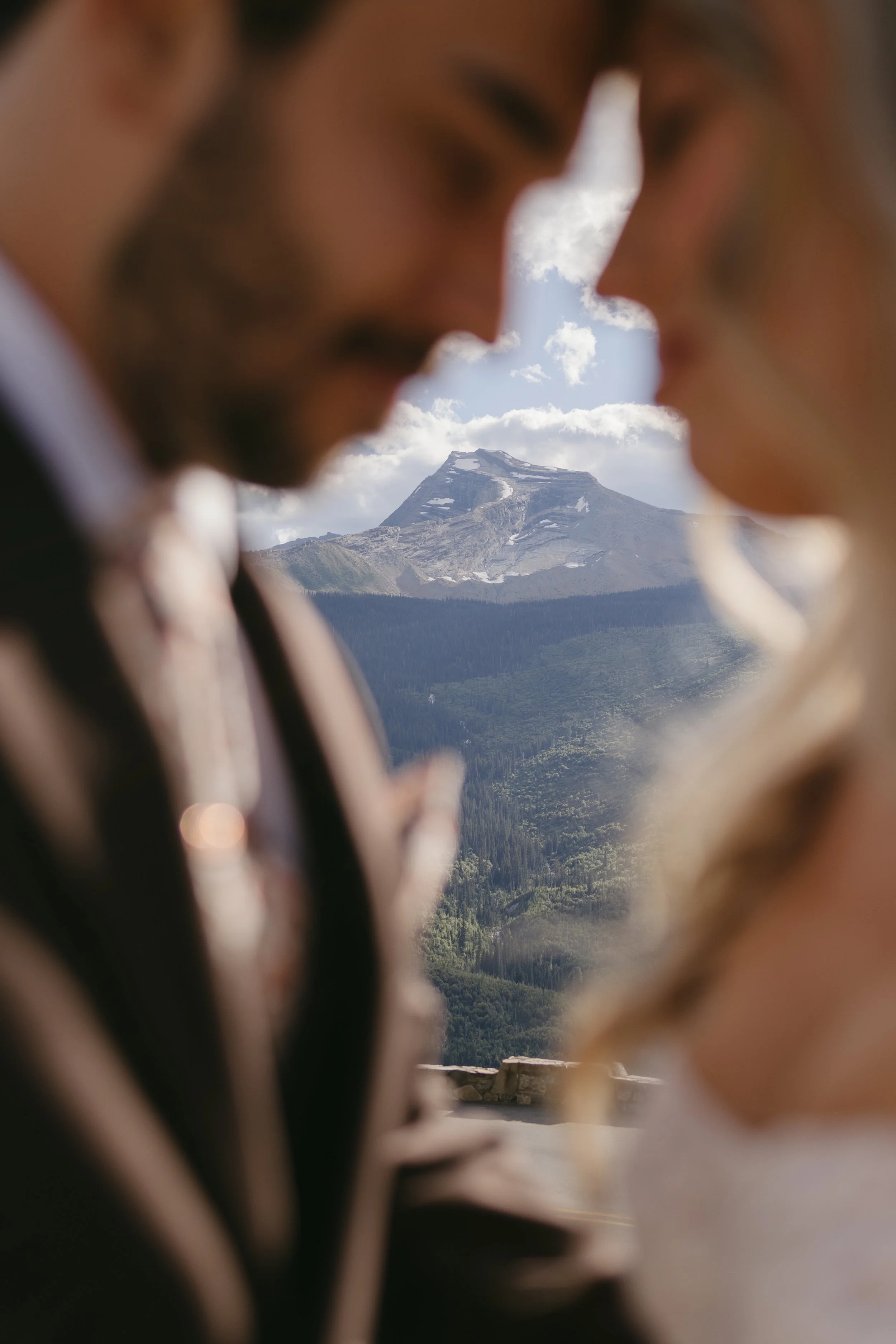 chuckandshilohphotoandfilm-amberandryan-glaciernationalpark-043.jpg