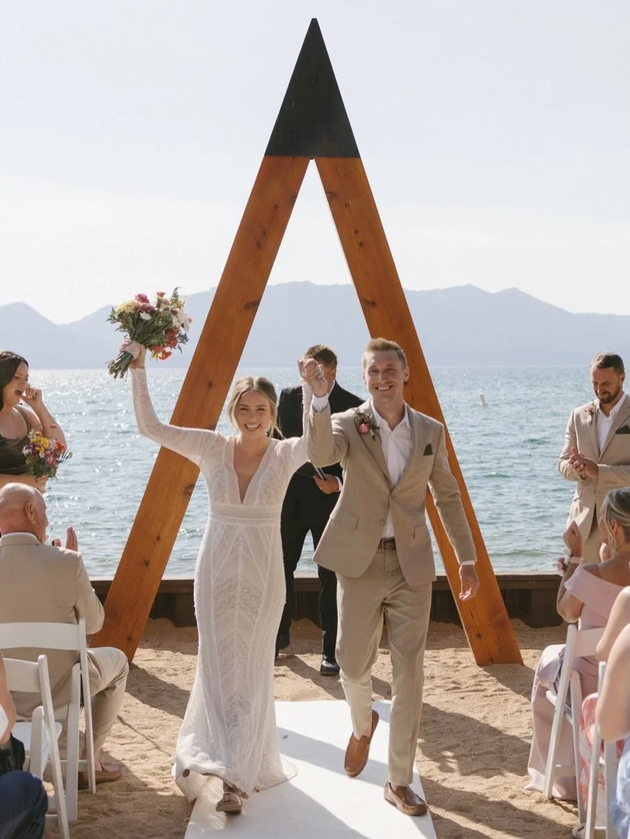 In honor of being back in Tahoe for the week, I&rsquo;m reminiscing on this beautiful wedding day with Dana and Garett 🫶🏼

The weather was absolutely perfect, their wedding party was a blast, the emotions were high and the live band was 10/10! 

Al