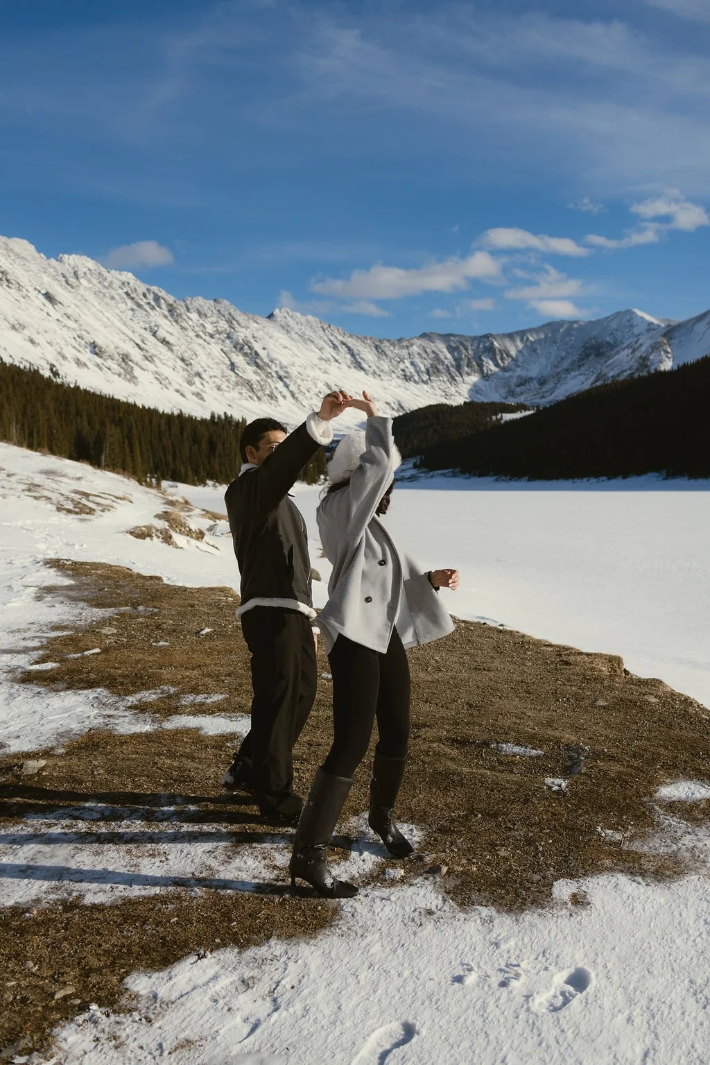 winter engagement session