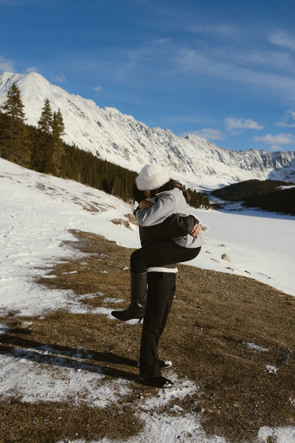 How to Plan a Surprise Proposal with a Hidden Photographer