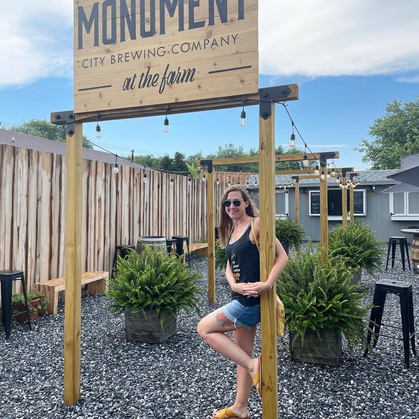 Have you been to Monument&rsquo;s Farm location yet? I got out and about and stopped in today to check out the newly installed sign and grab some fresh cans! 🤟🏻🛹 It&rsquo;s beyond rewarding to see your art in person! 😍 Gah! The sign looks so good