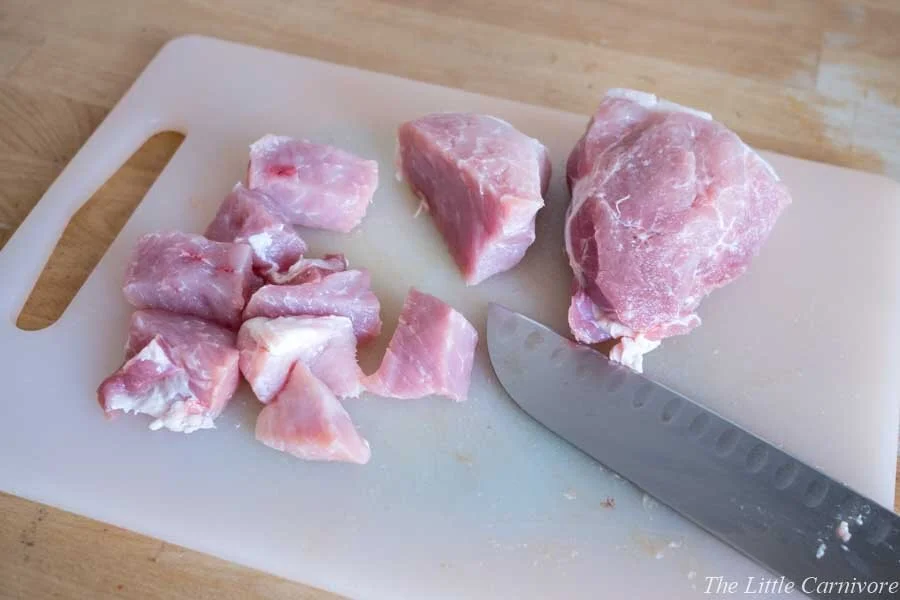 Les Petits Troubles Digestifs Lorsque Votre Chat Commence Le Cru The Little Carnivore
