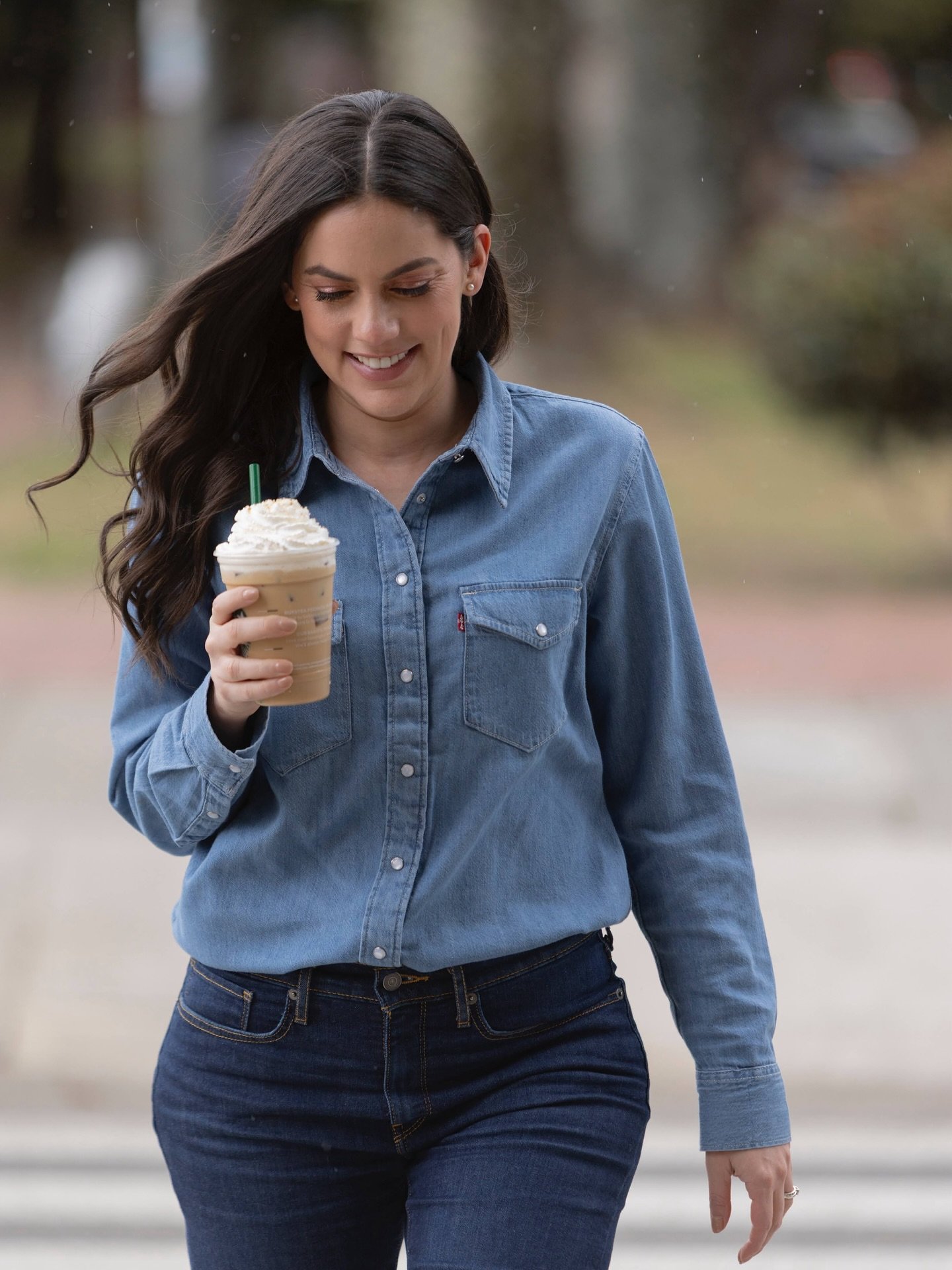 05-10-25 
&iexcl;Domingo en Bogot&aacute;!
&iquest;Cu&aacute;les son tus planes pa&rsquo; disfrutar este d&iacute;a?
🤗🧋🤎

#liveinlevis @levis