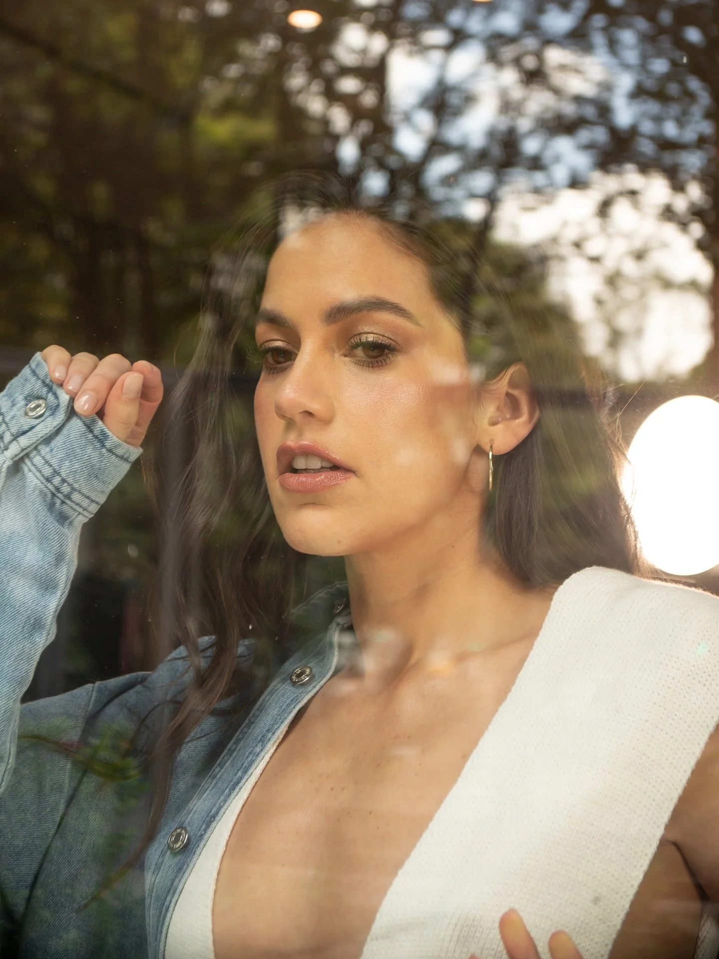 16-10-25
&ldquo;&Eacute;sta es la f&oacute;rmula de la vida&hellip;
Piensa en esas flores que plantas
cada a&ntilde;o en el jard&iacute;n
Te ense&ntilde;ar&aacute;n
que las personas tambi&eacute;n
deben marchitarse 
caer
arraigar
levantarse
para Flor