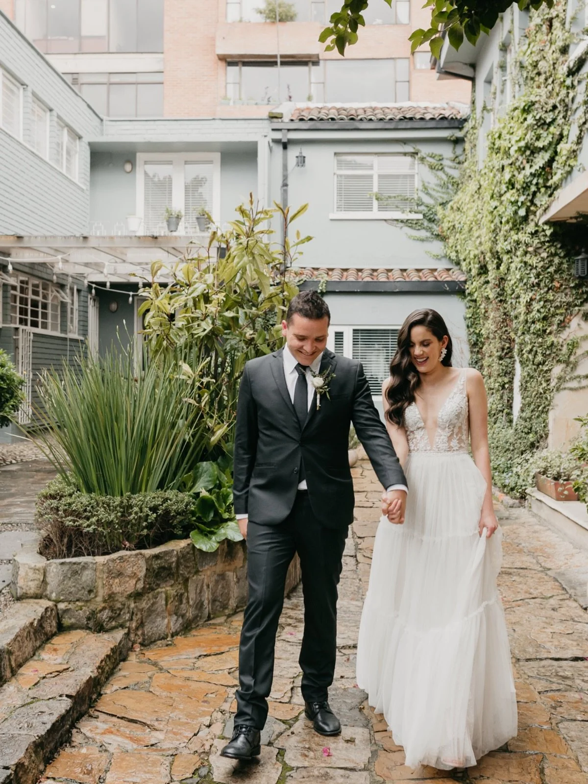 18-03-26
Hoy @diegopulecio y yo cumplimos 5 a&ntilde;os de casados, &iquest;pueden creerlo?🥰
Celebramos nuestras &ldquo;Bodas de madera&rdquo;: este material representa fortaleza, crecimiento y estabilidad en nuestra relaci&oacute;n.
Sigamos caminan